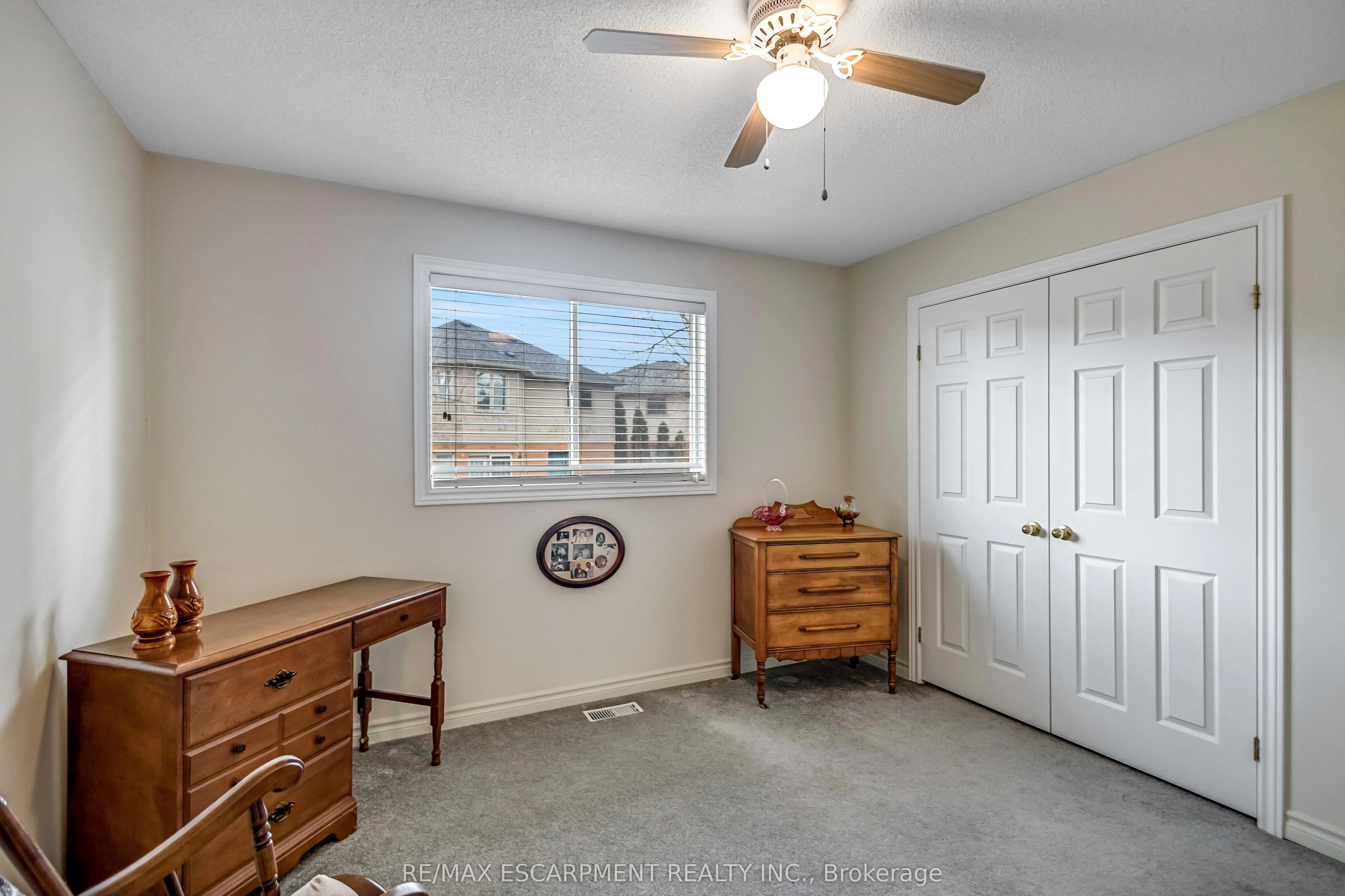 546 Jerseyville Road W