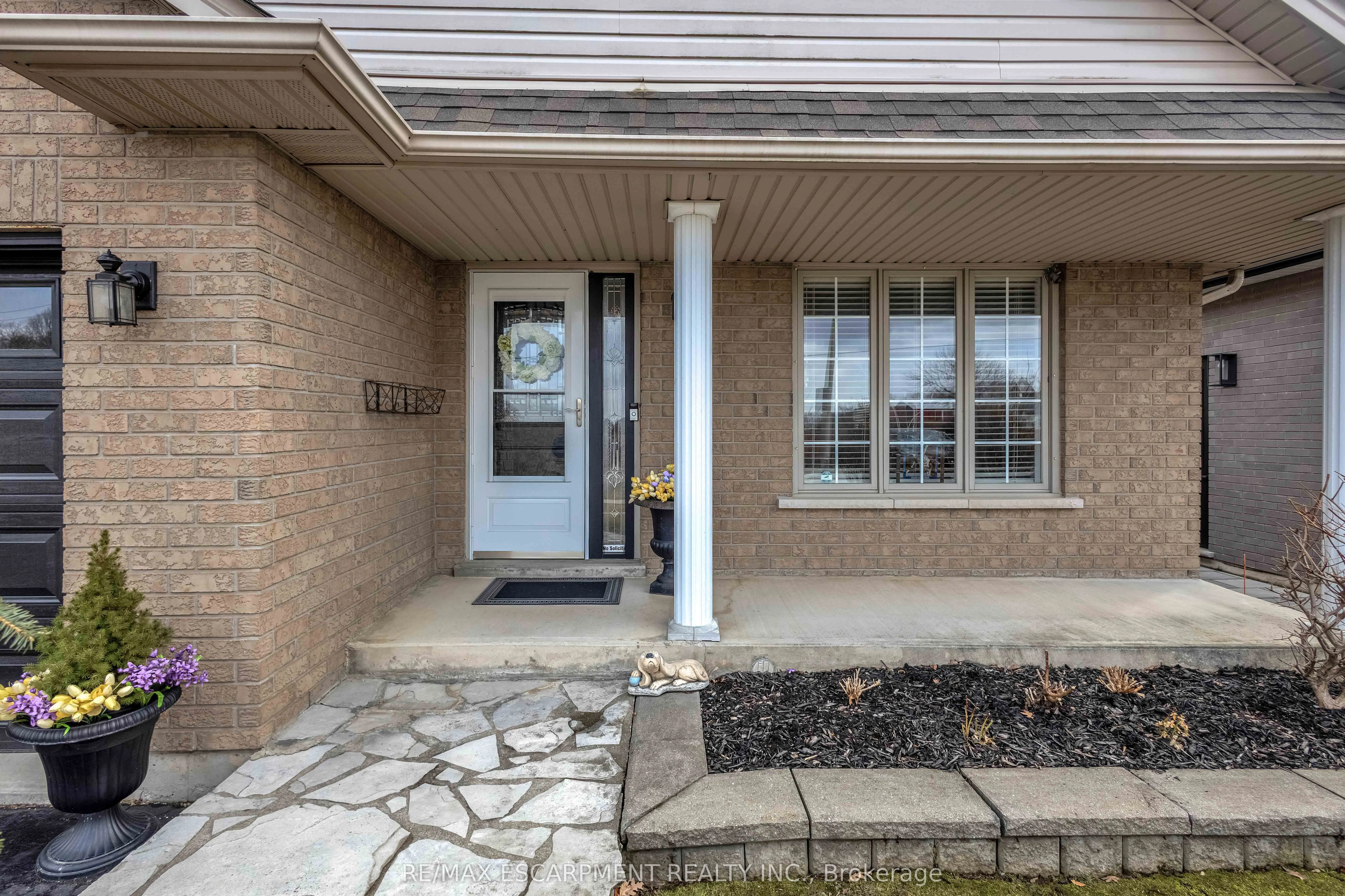 546 Jerseyville Road W