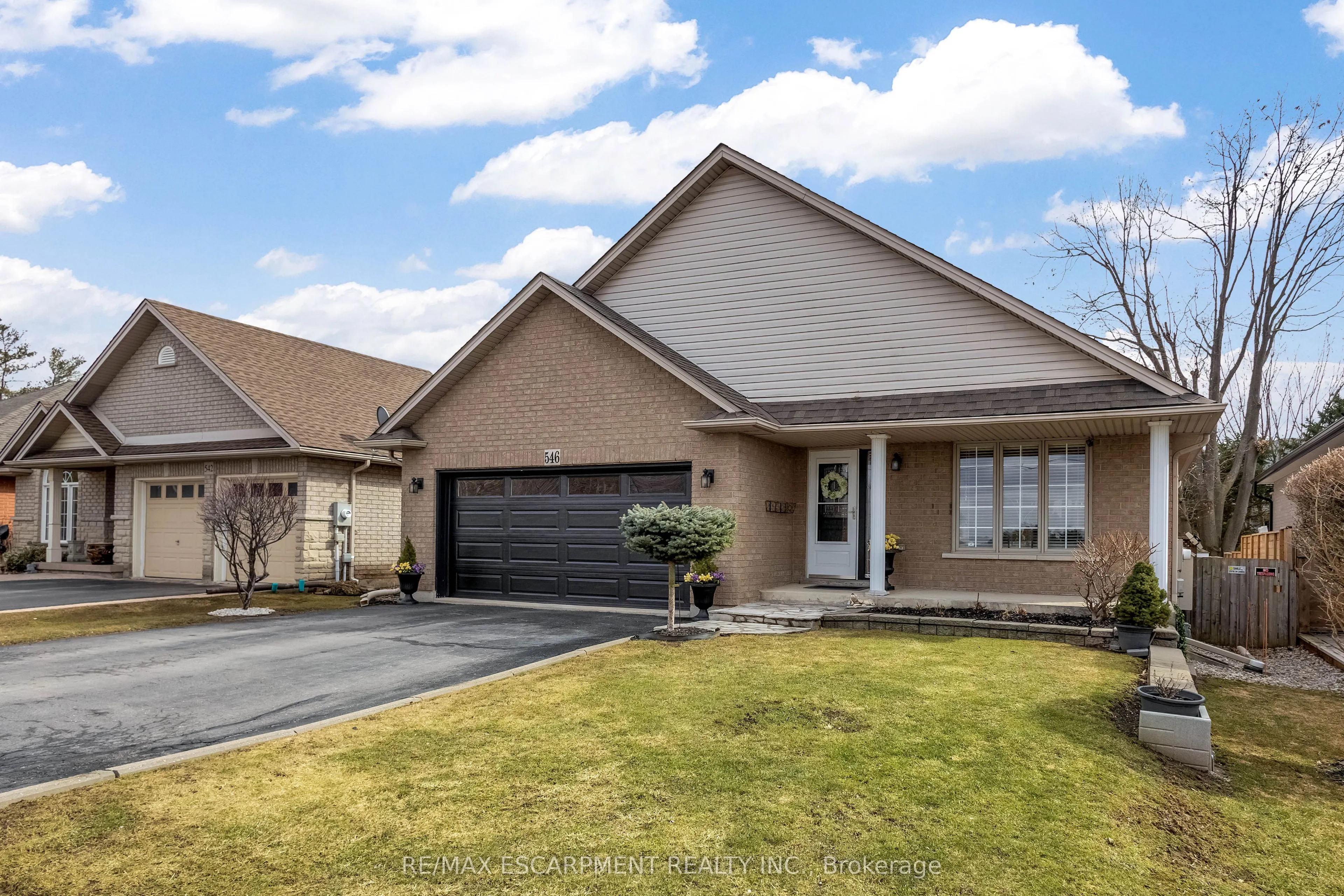 546 Jerseyville Road W