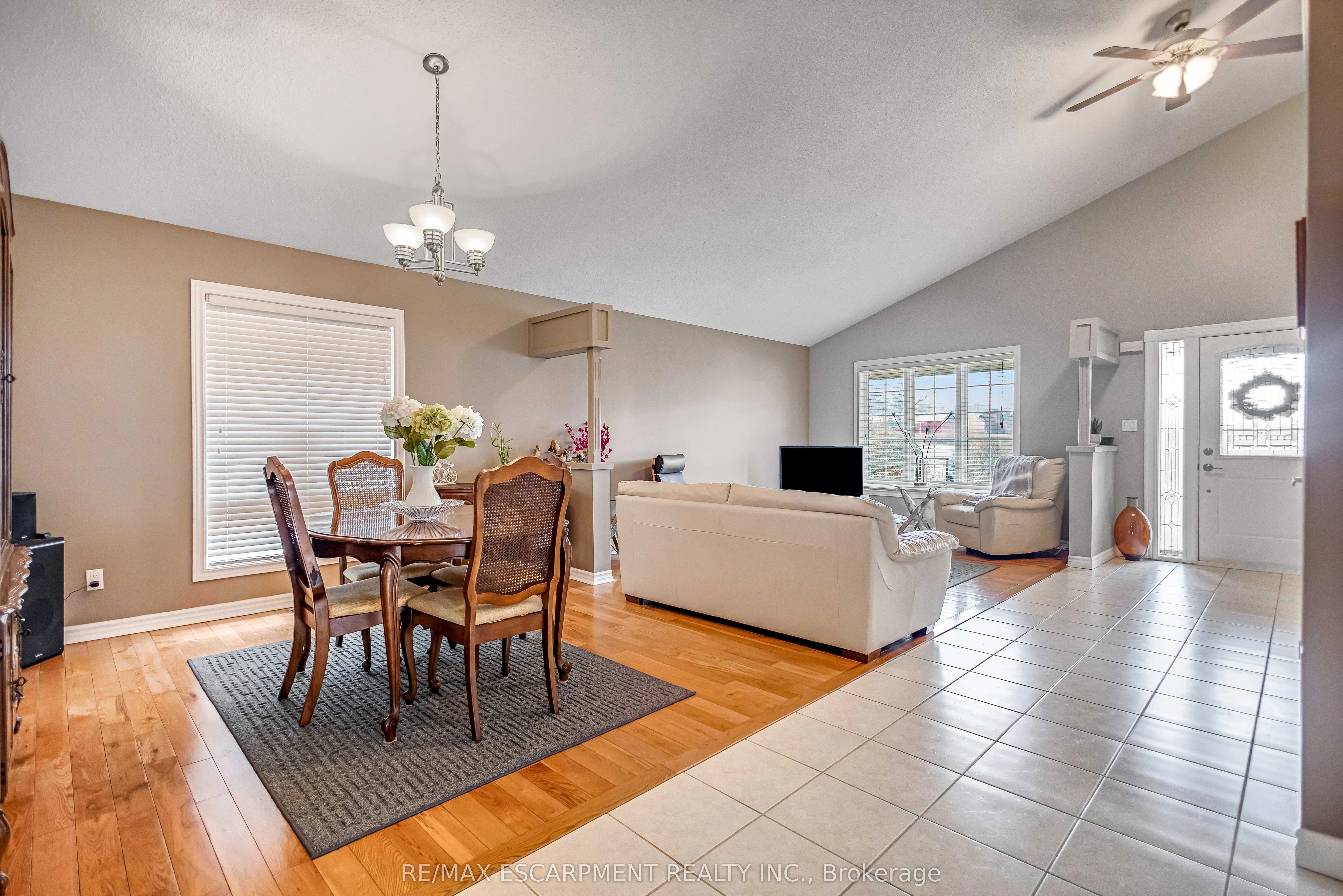 546 Jerseyville Road W