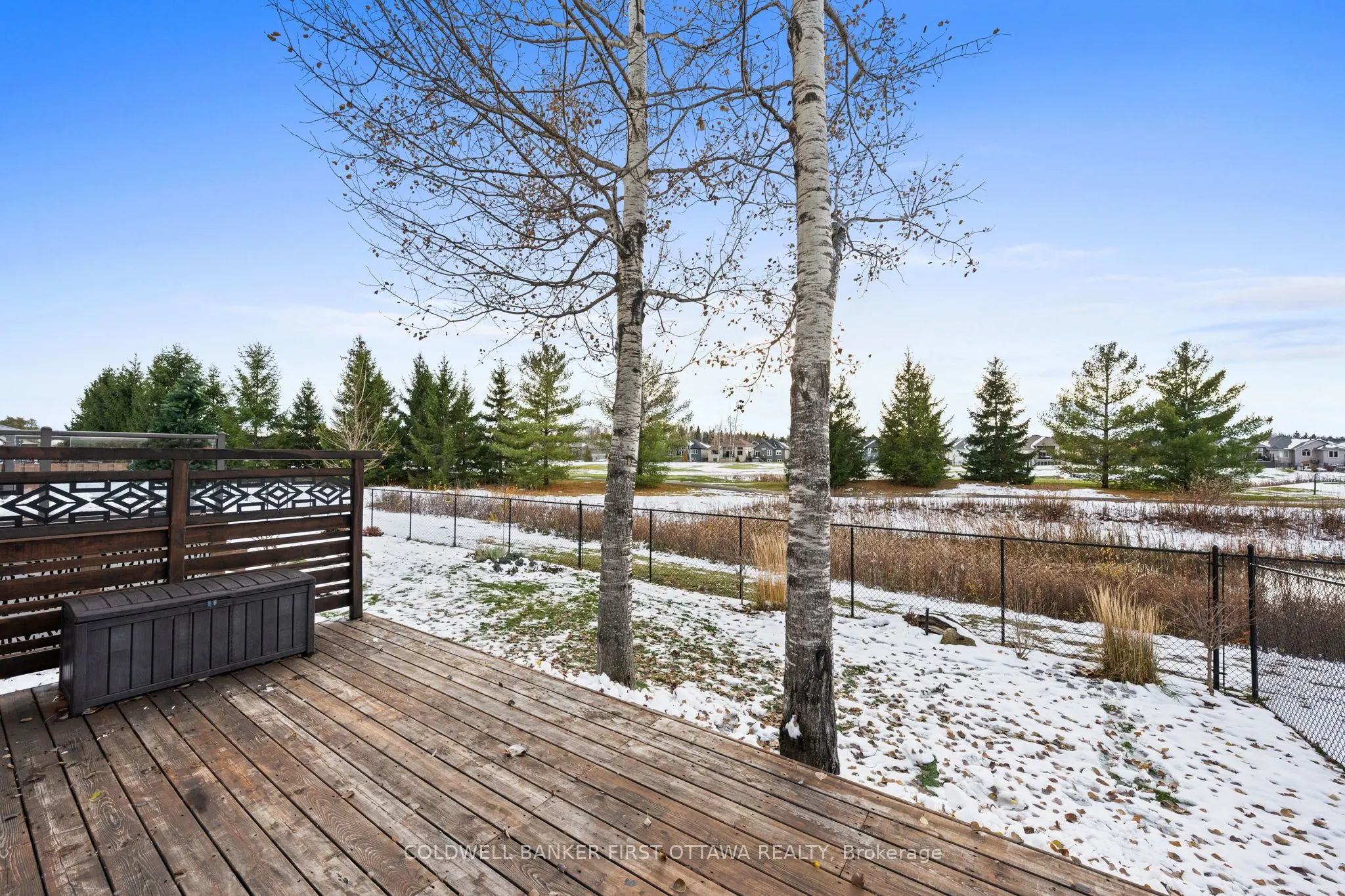 239 Royal Landing Gate