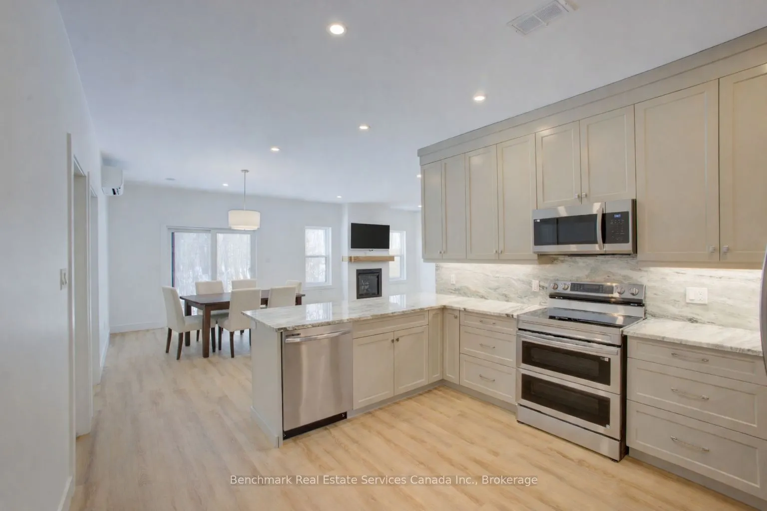 1182 Queen Street #28