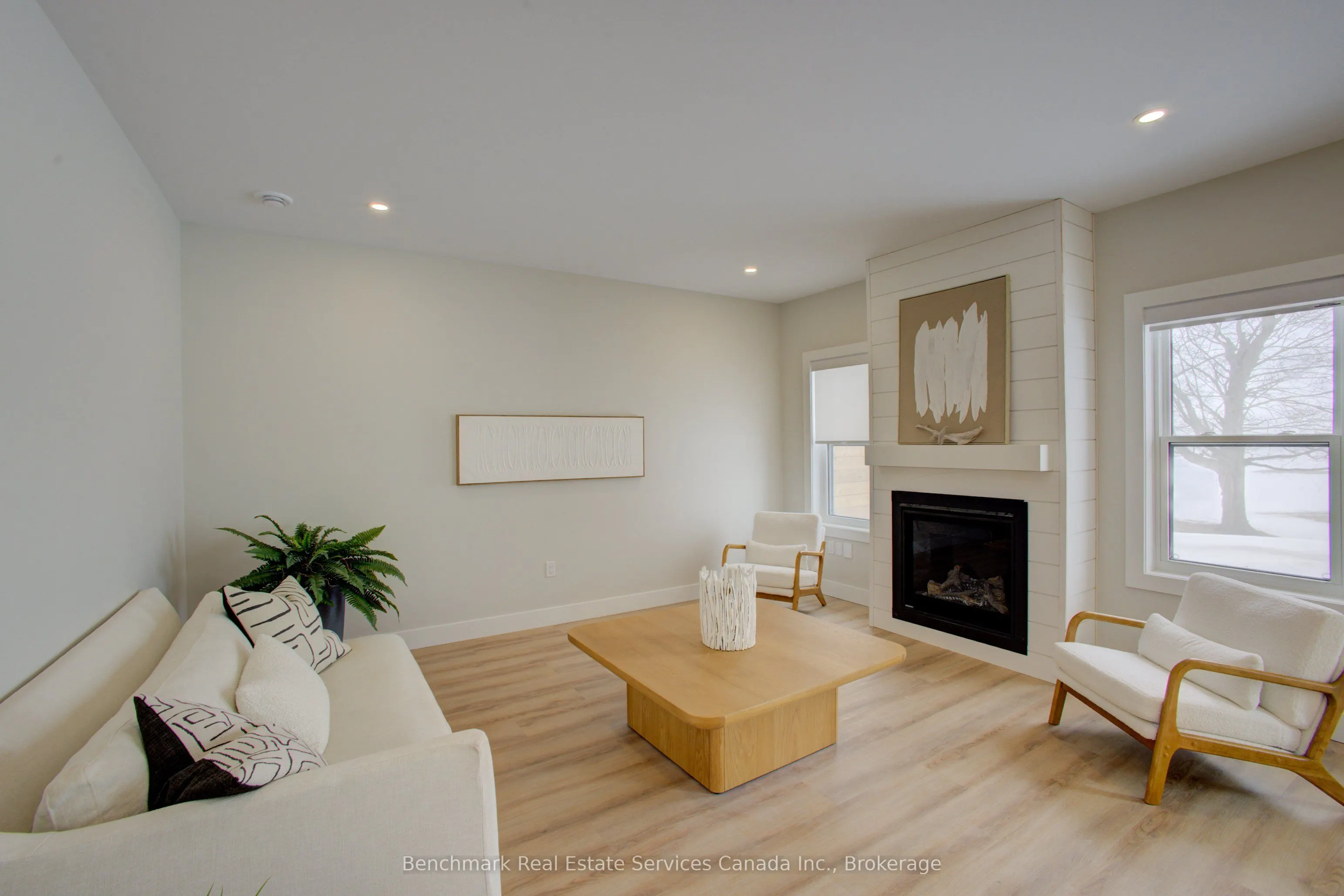 1182 Queen Street #38