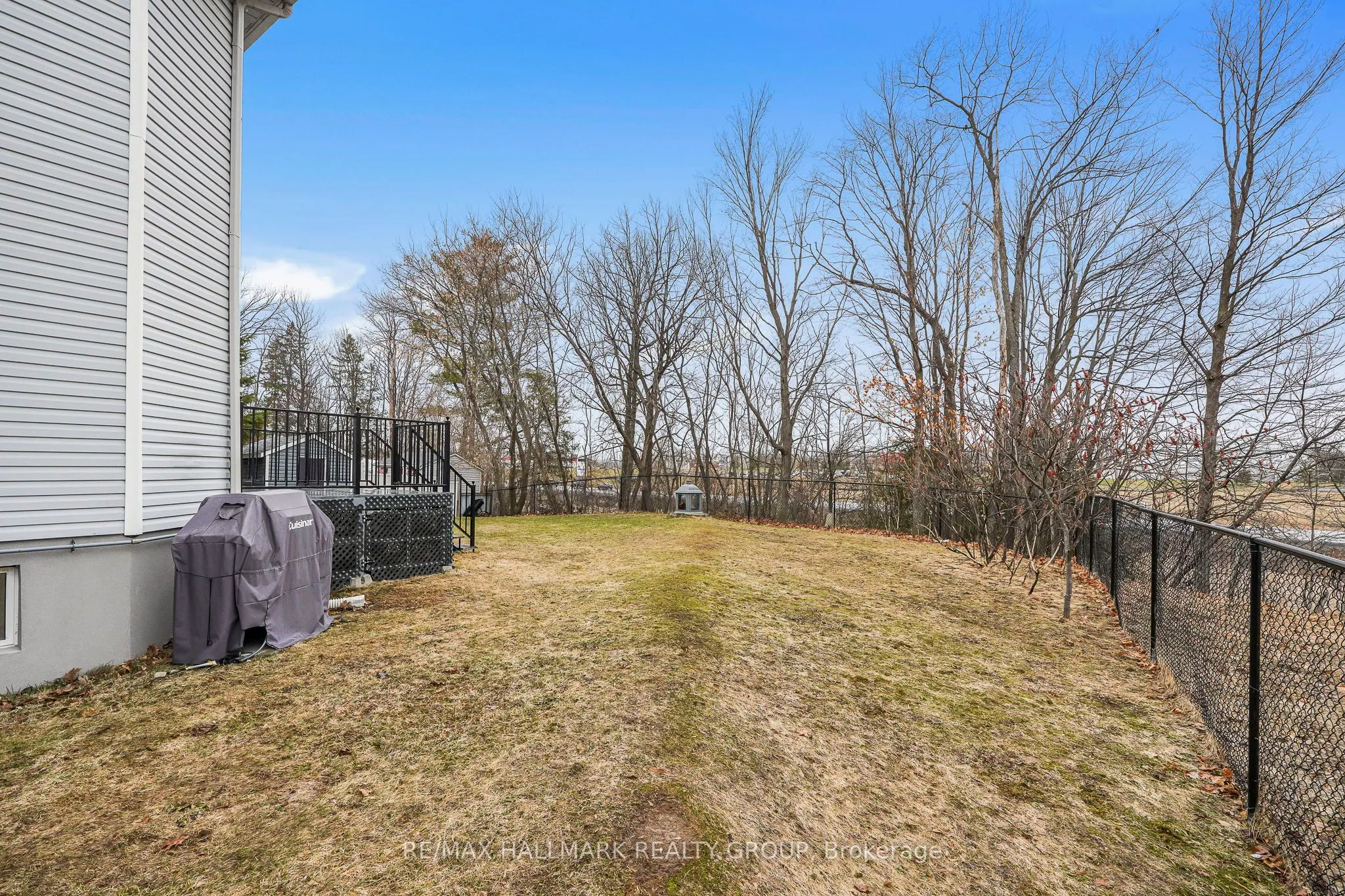 436 YVES Street