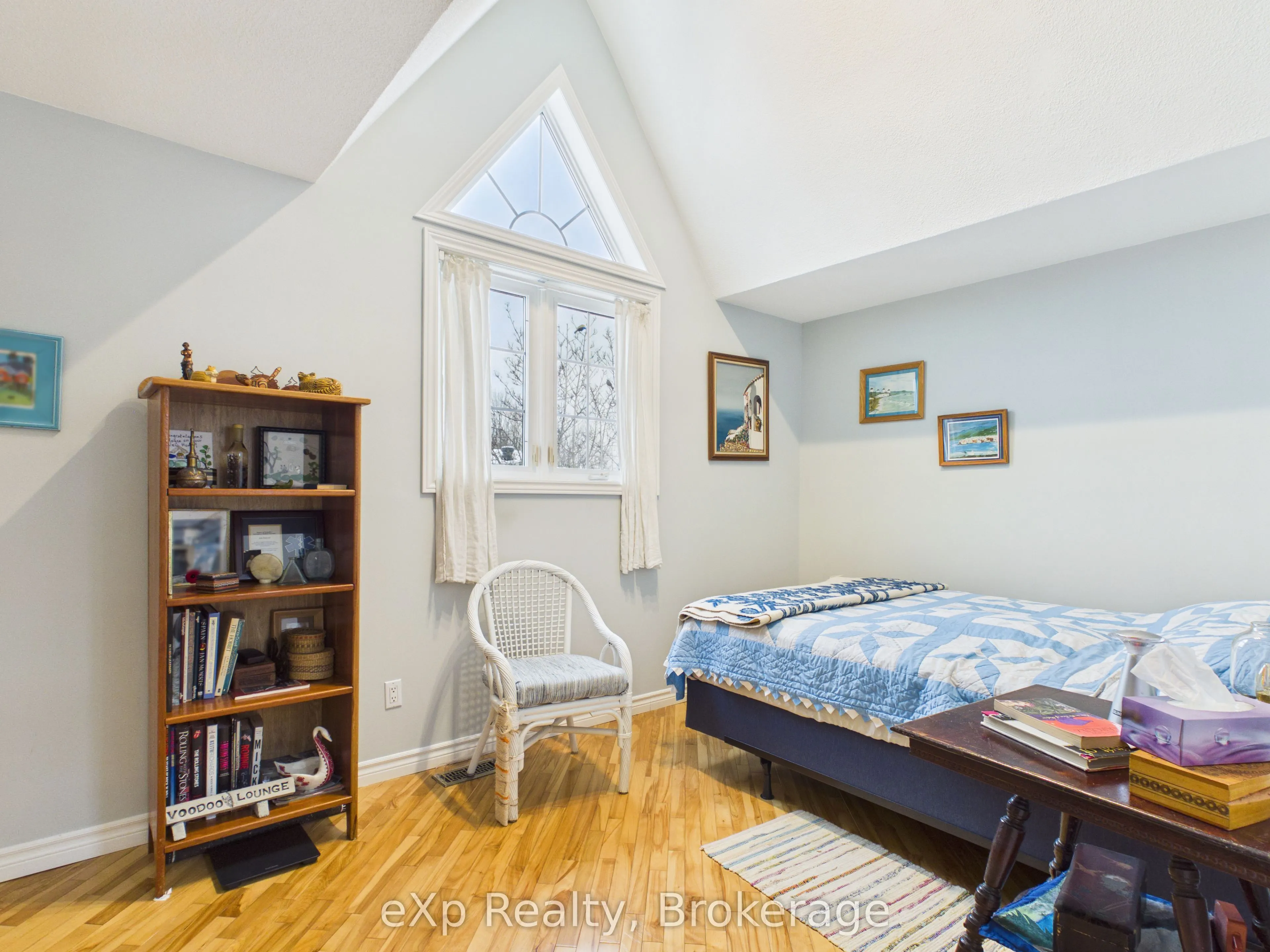 83 Victoria Street #2