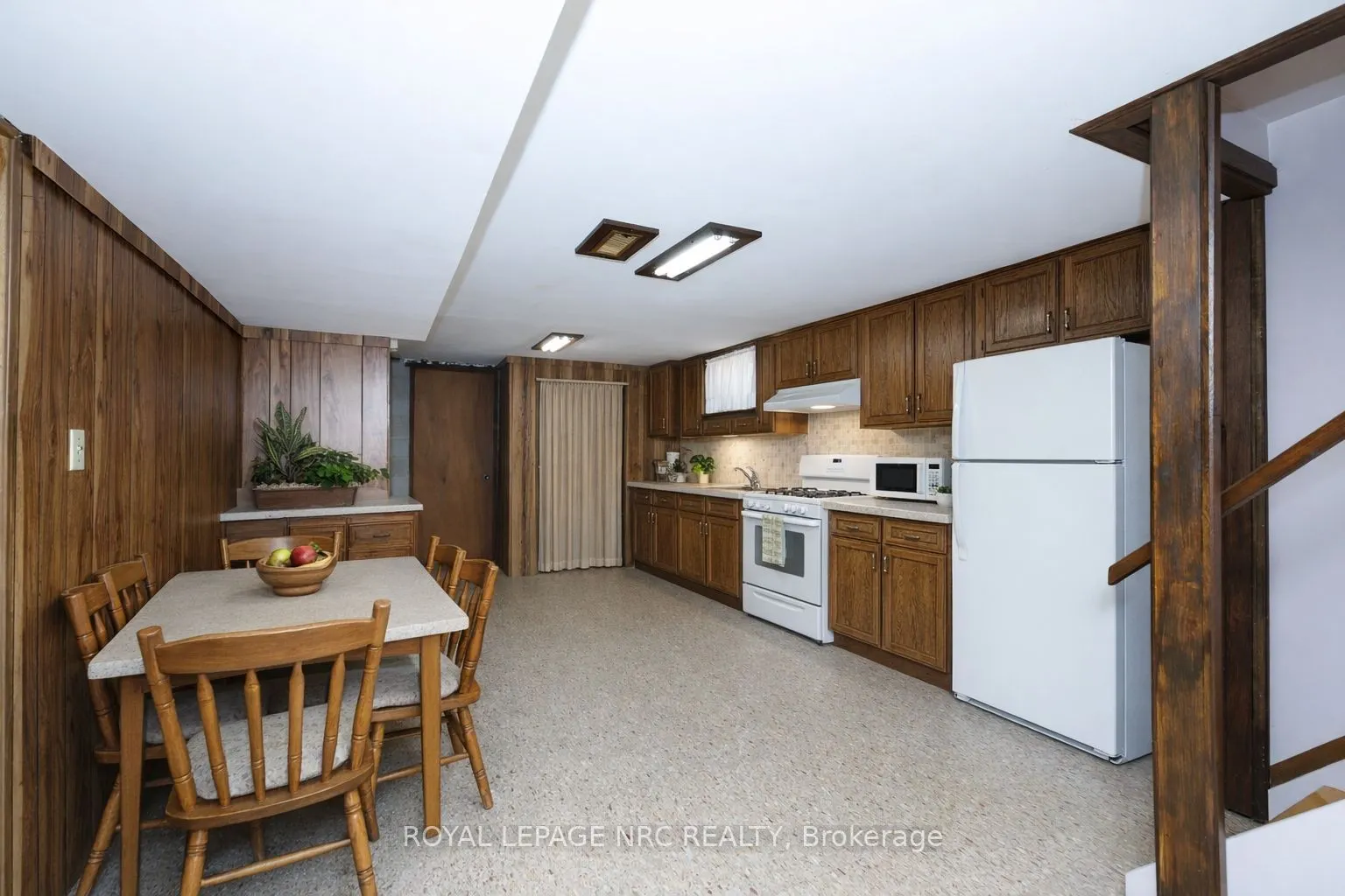 38 Rivercrest Road
