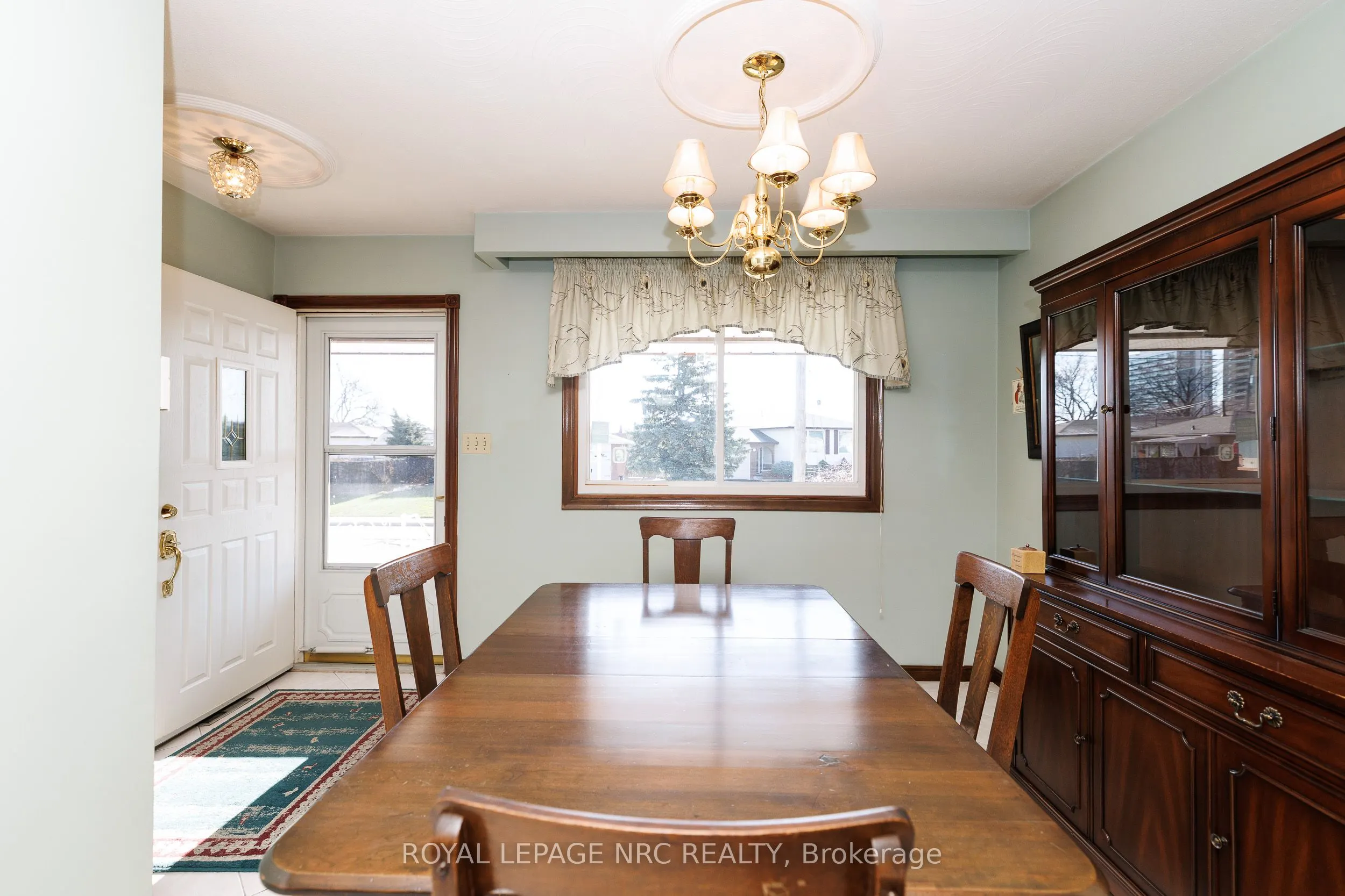 38 Rivercrest Road