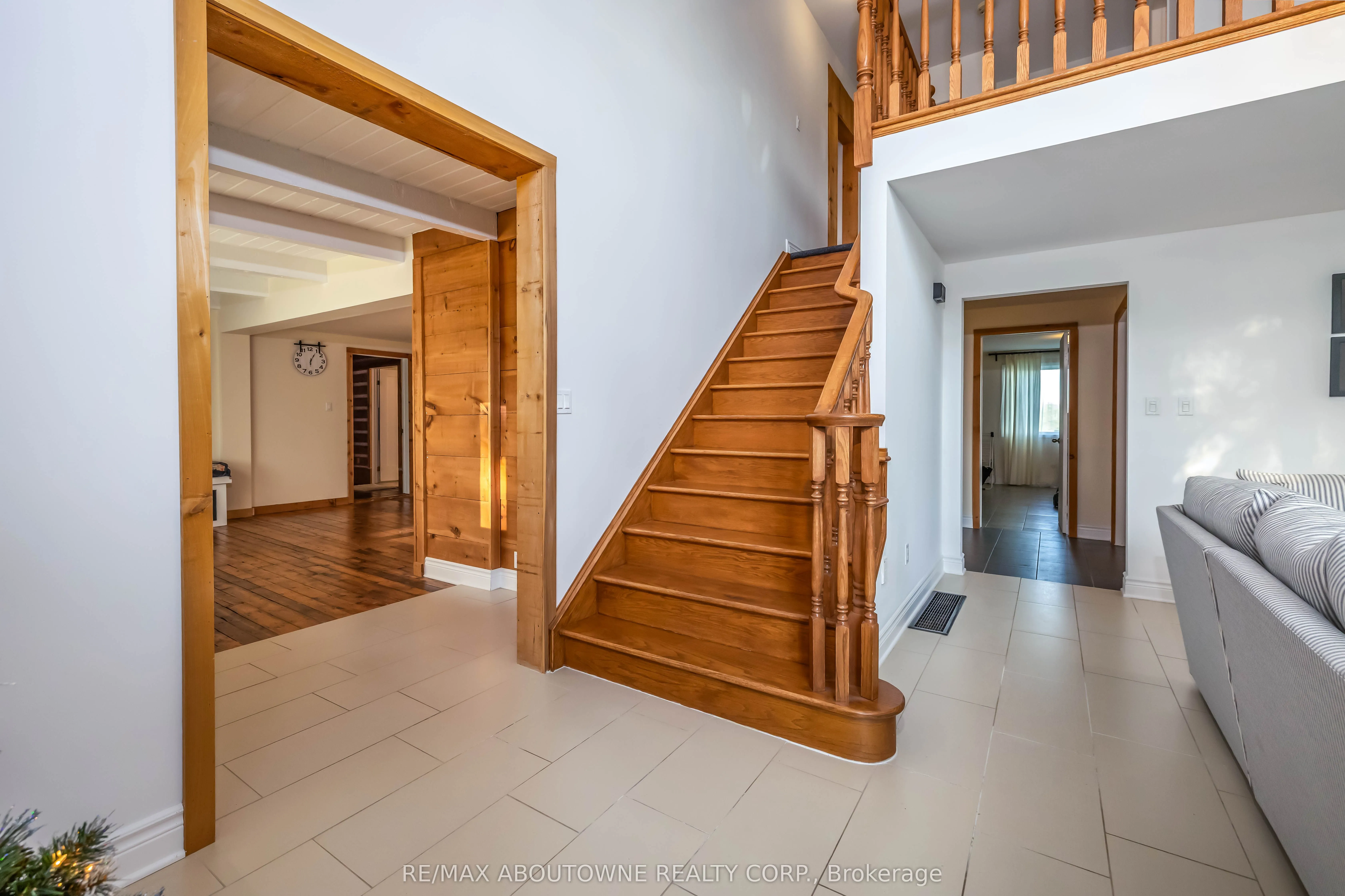 3276 Governors Road