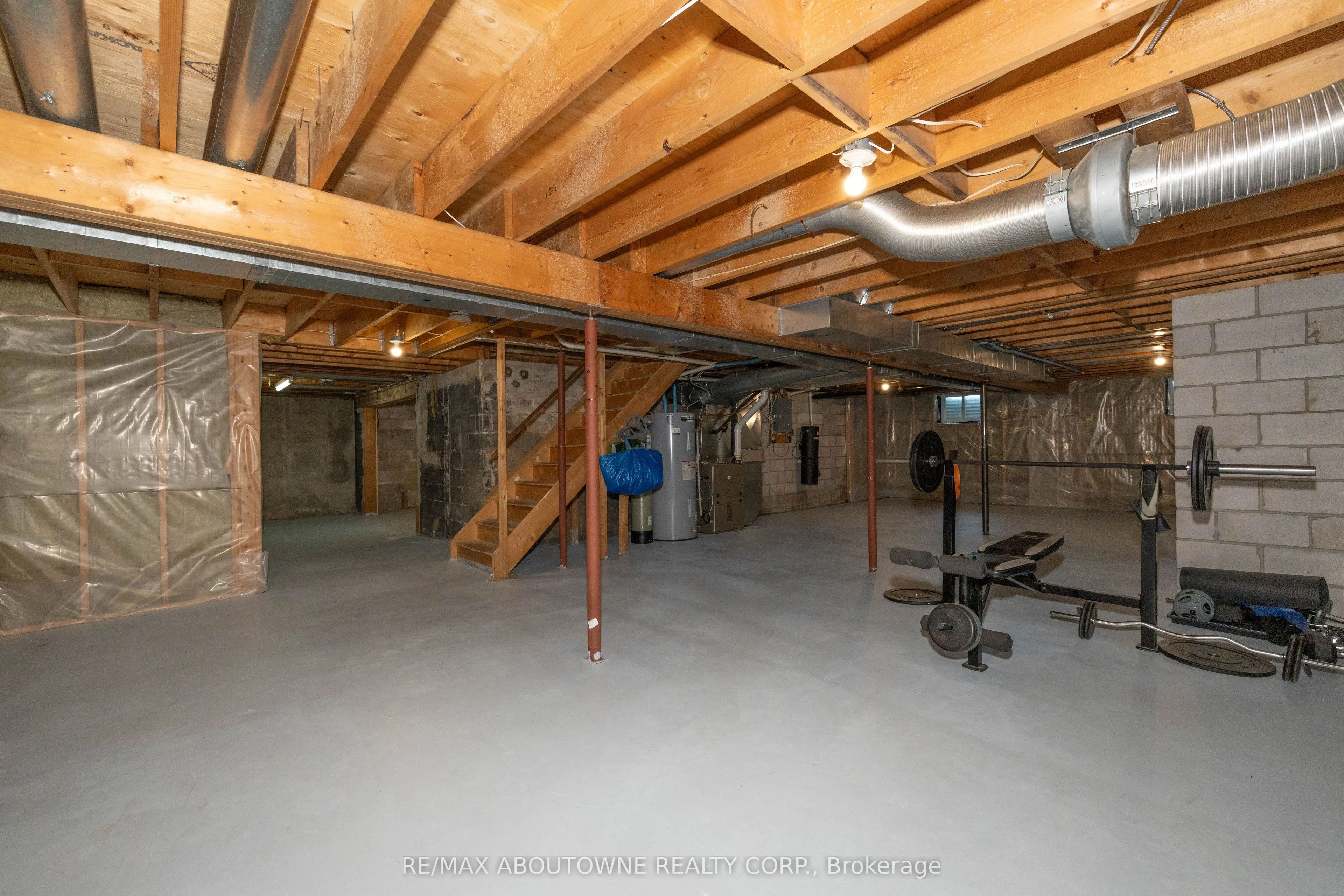 3276 Governors Road