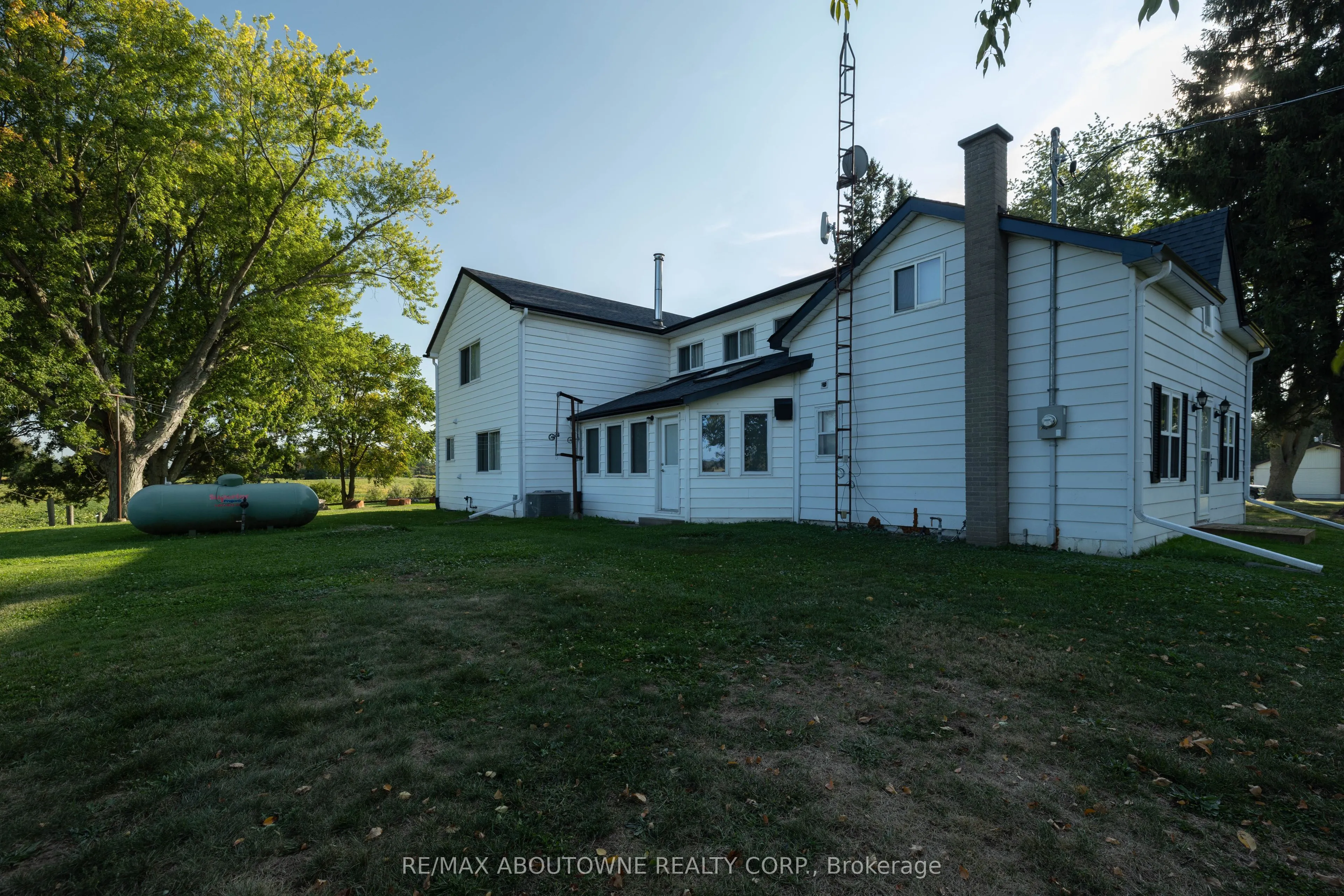 3276 Governors Road