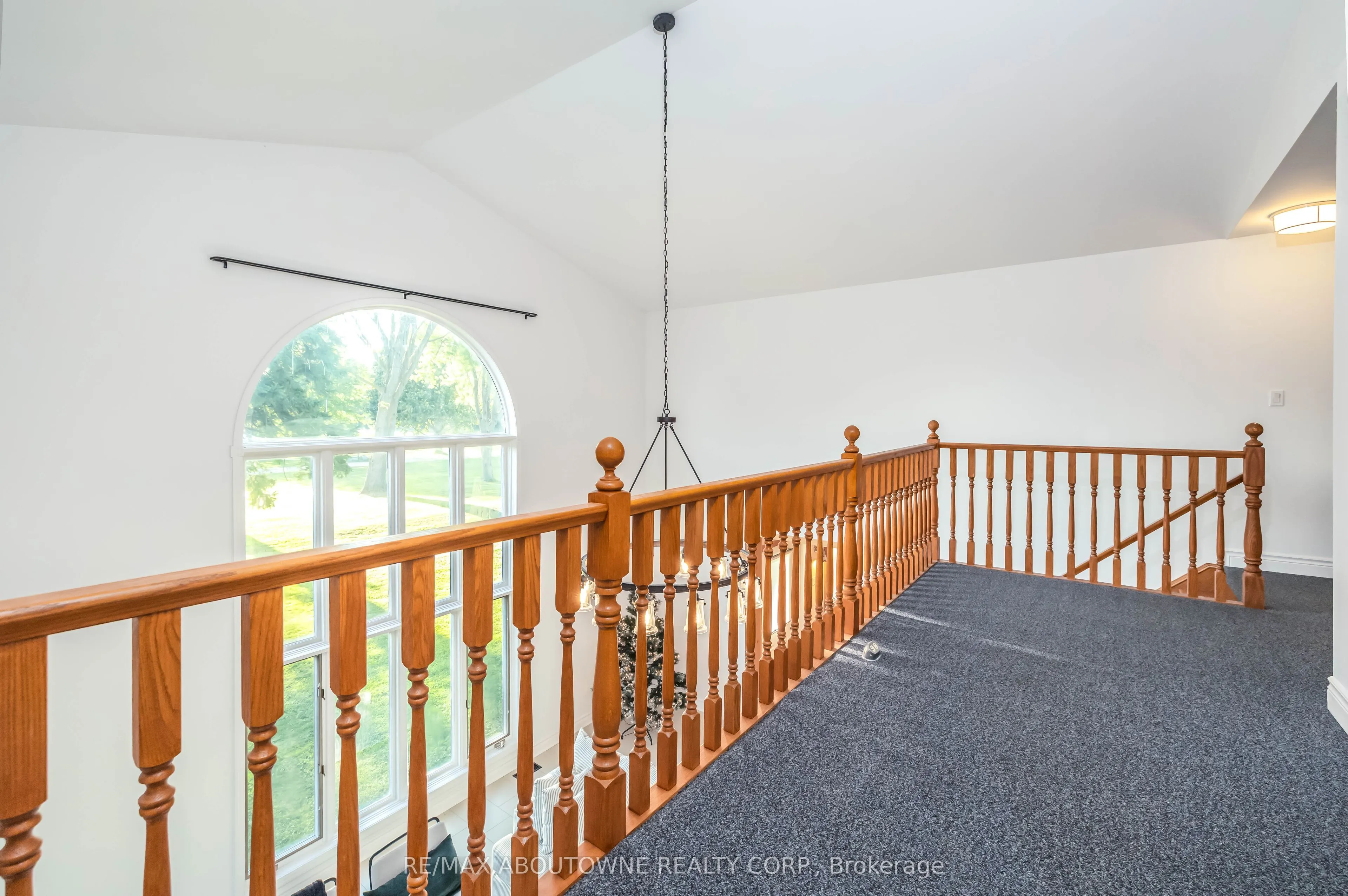 3276 Governors Road