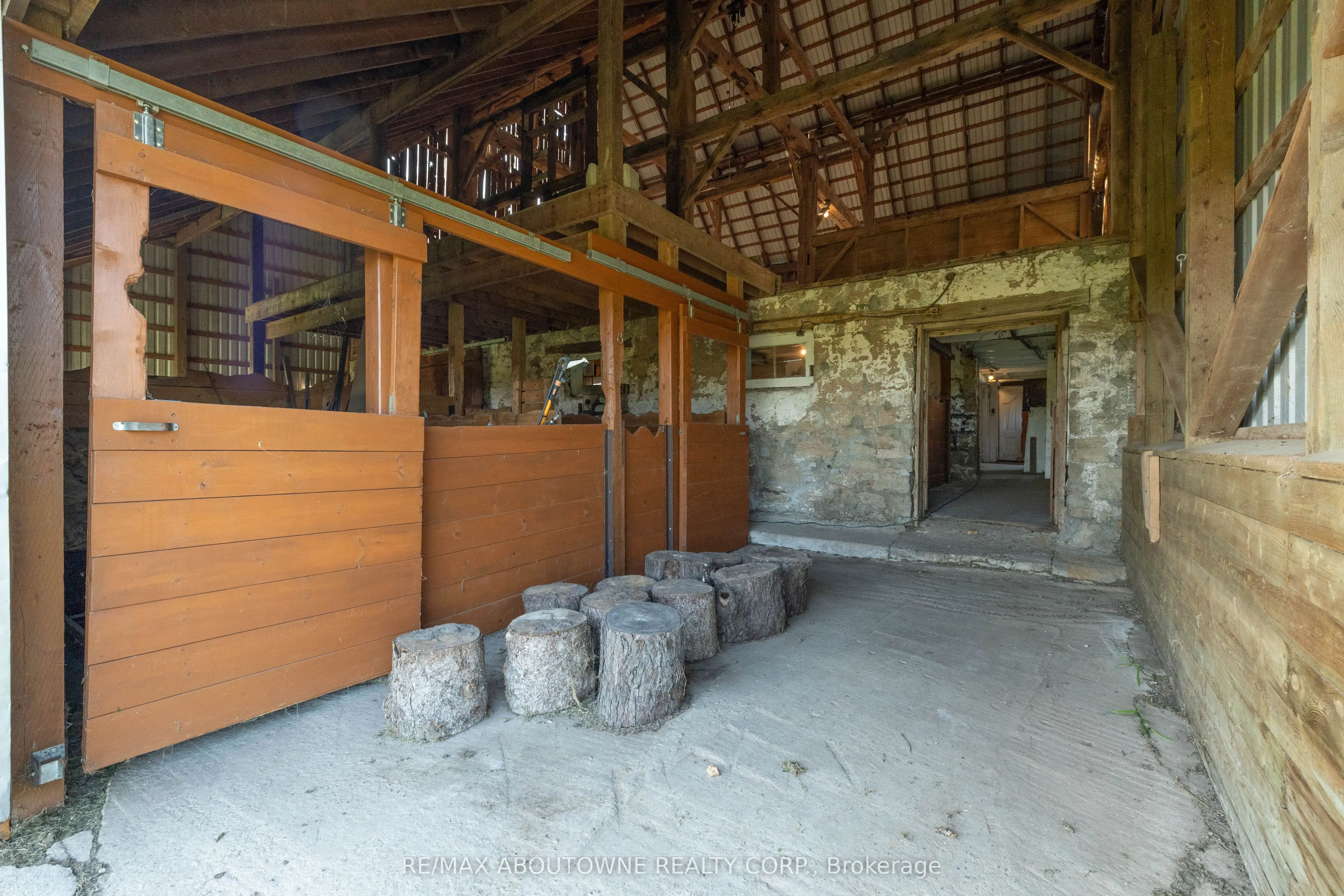 3276 Governors Road
