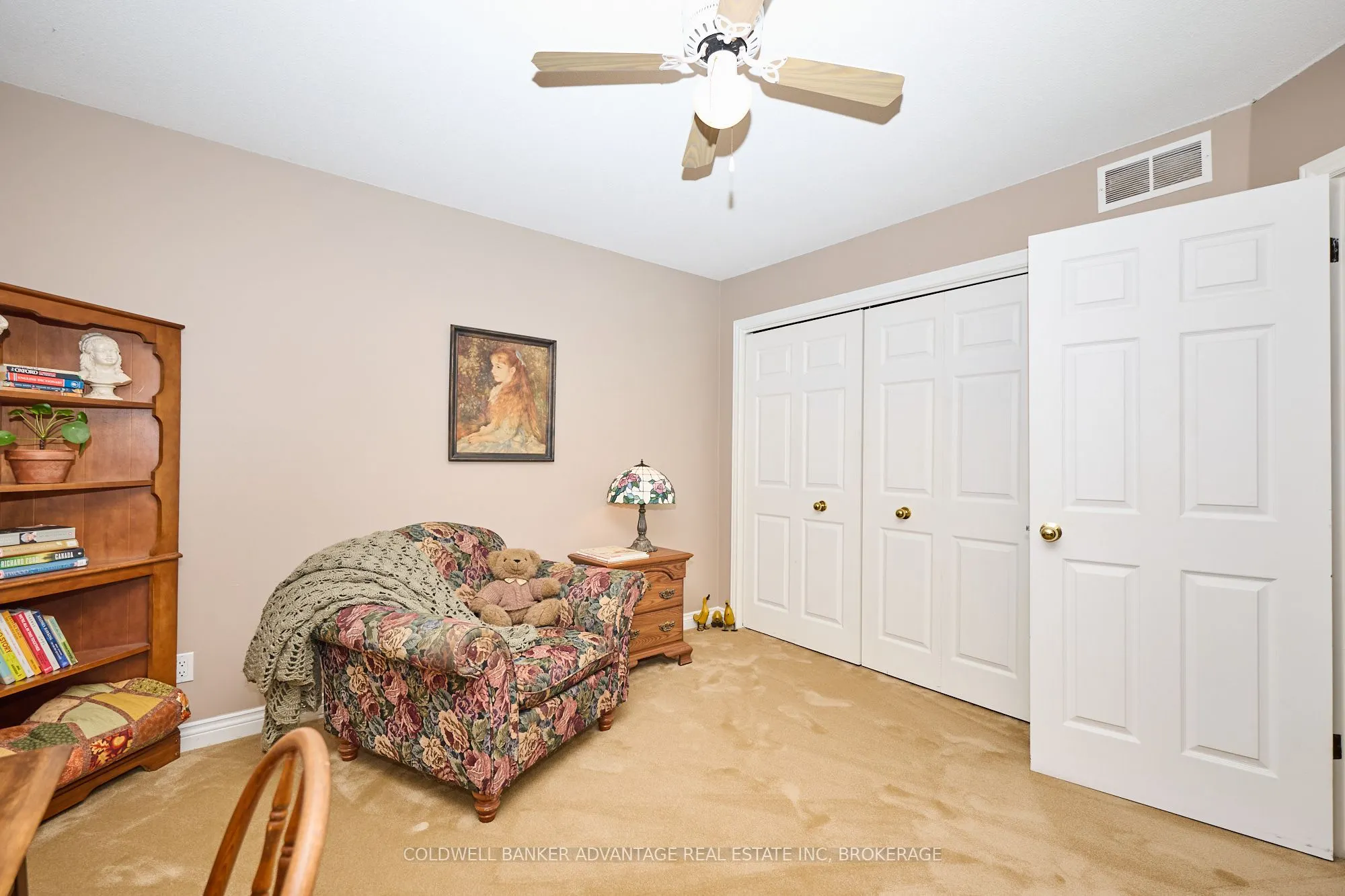 28 Dixon Crescent