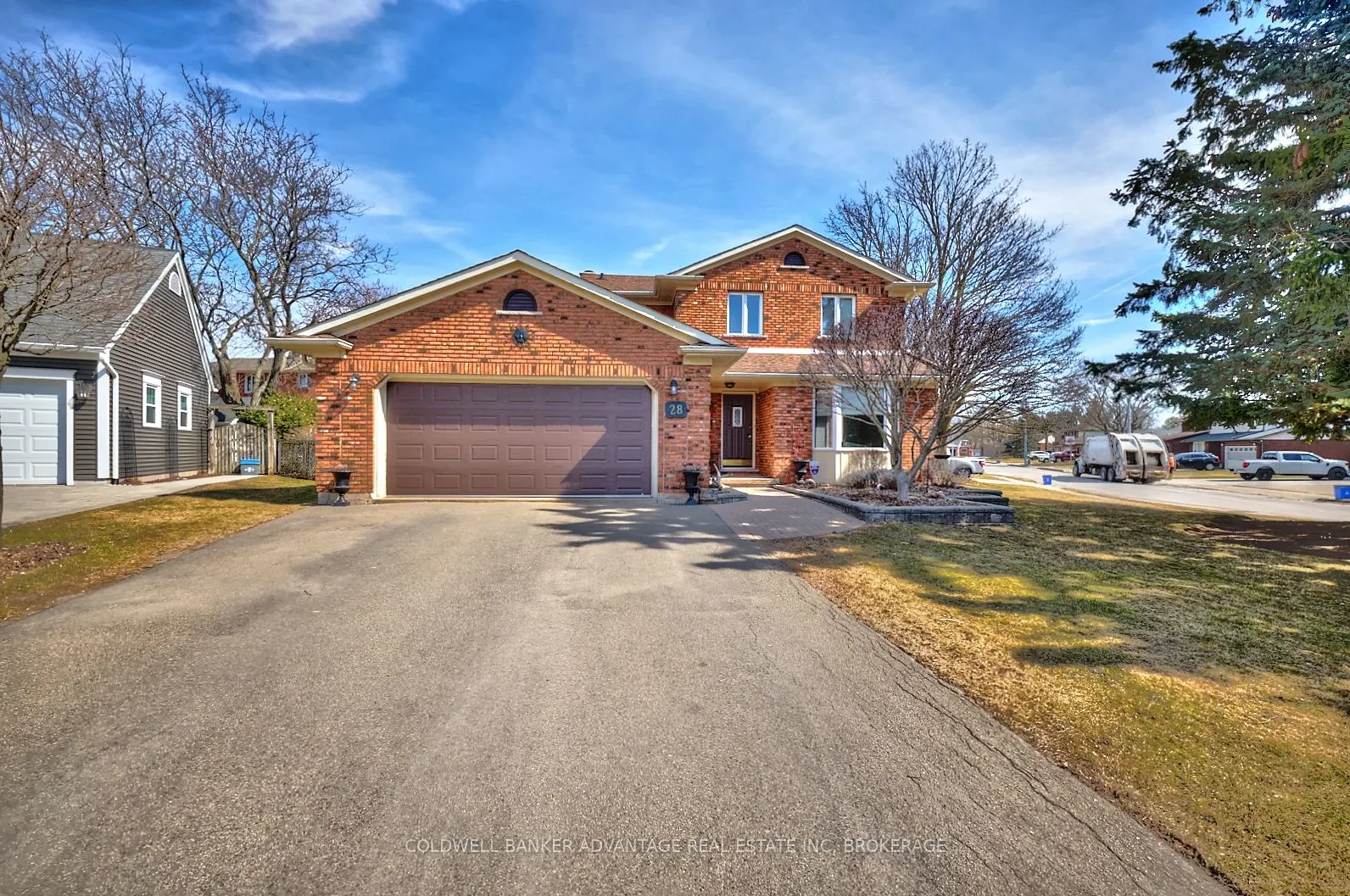 28 Dixon Crescent