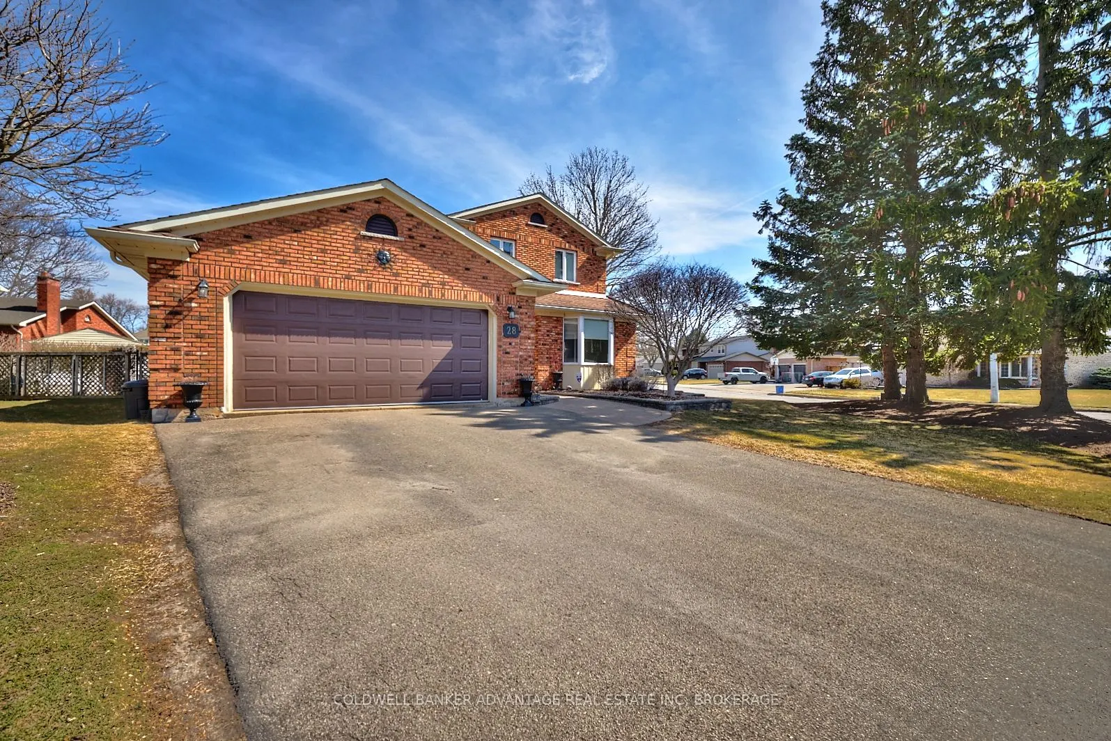28 Dixon Crescent