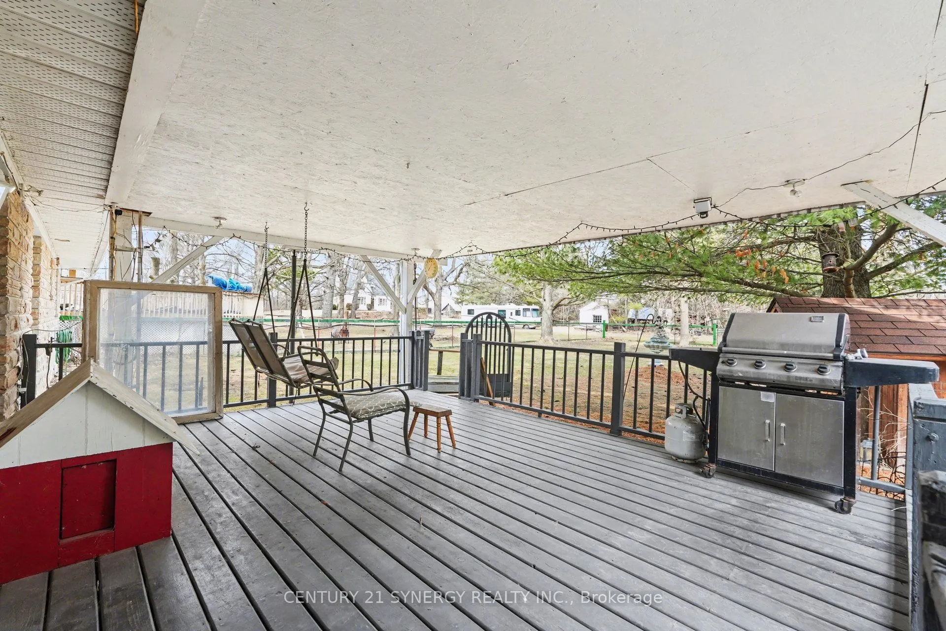 220 Highfield Crescent