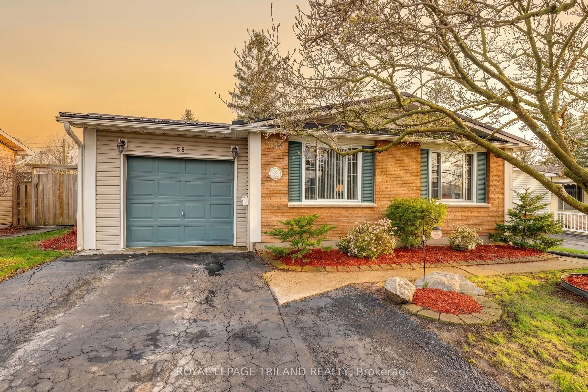 58 VANBUSKIRK Drive
