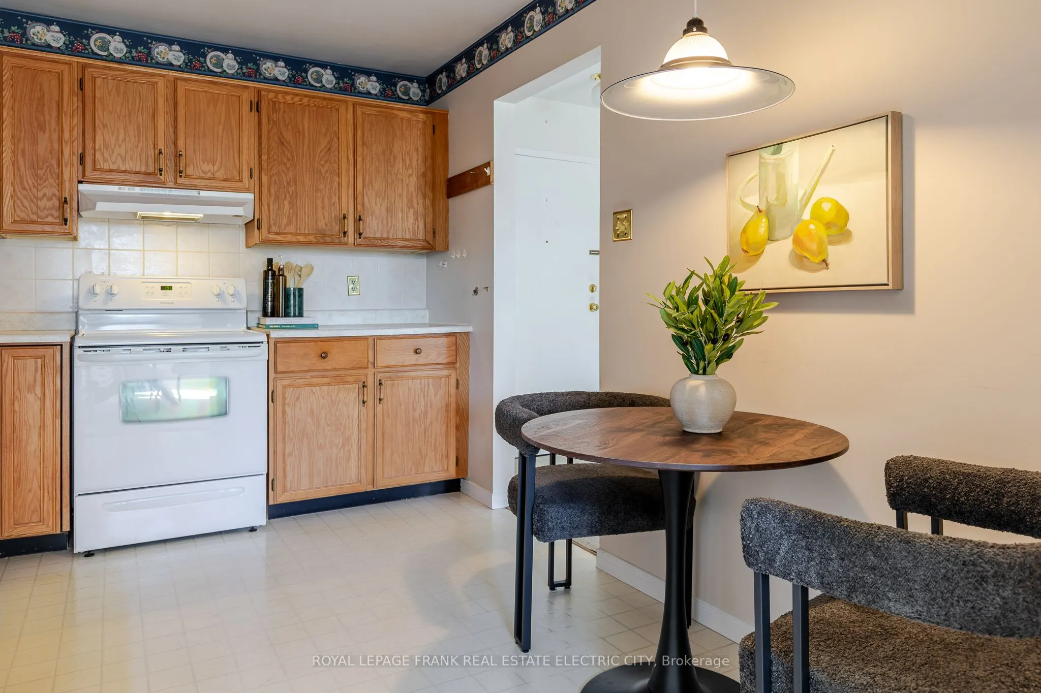 36 Champlain Crescent #30
