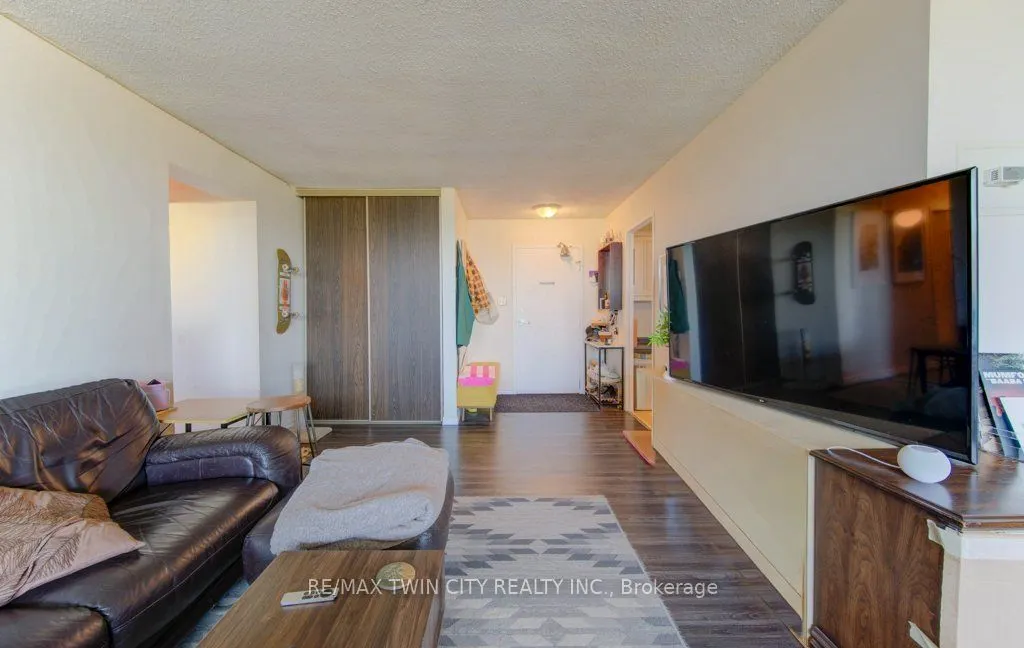 225 Harvard Place N #509