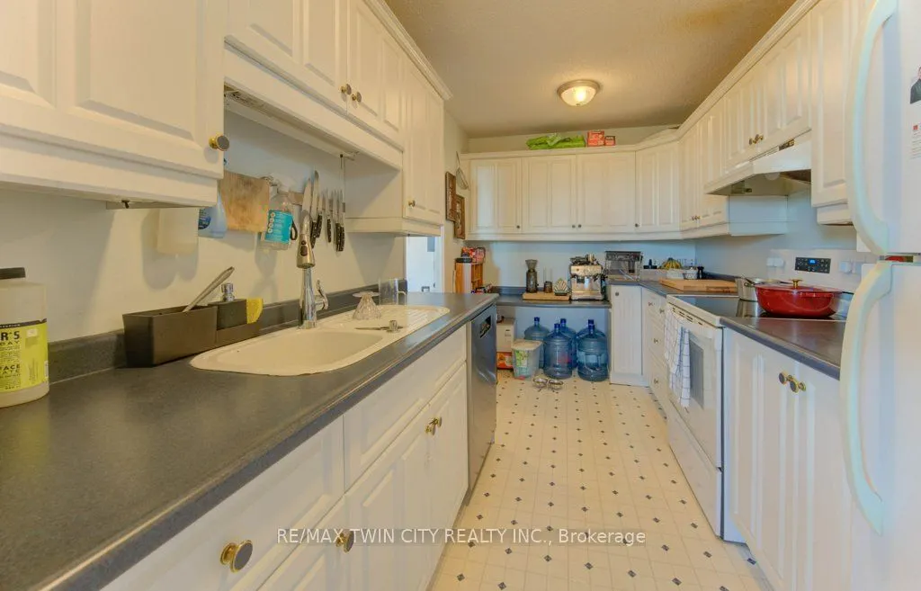 225 Harvard Place N #509