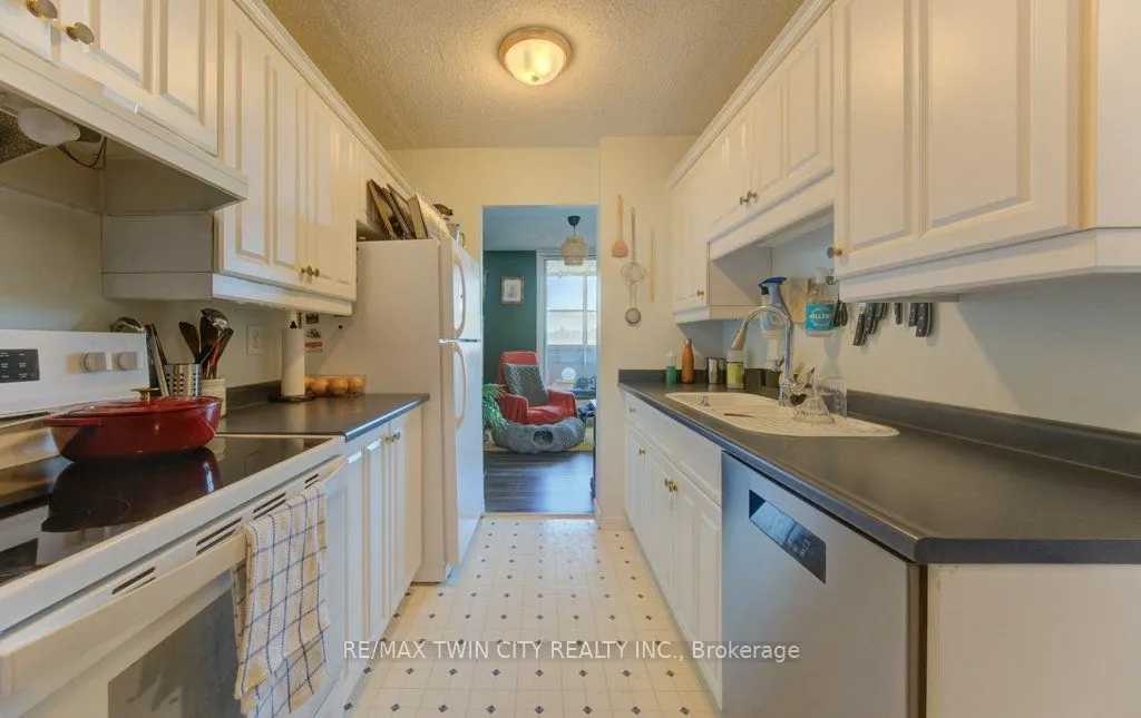 225 Harvard Place N #509
