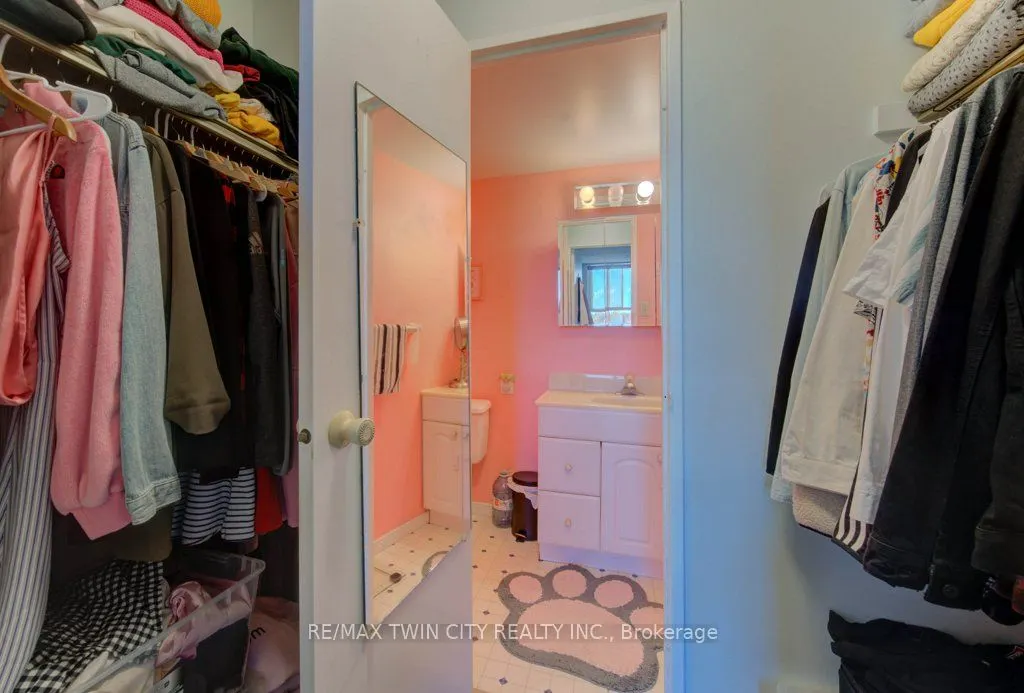 225 Harvard Place N #509