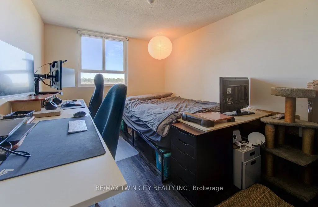 225 Harvard Place N #509