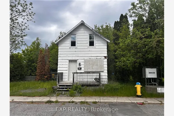 139 CHARLES Street