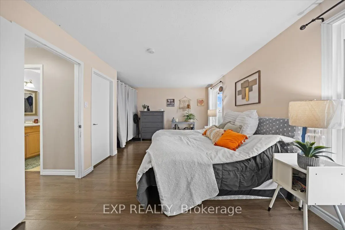 284 Dalehurst Drive #D