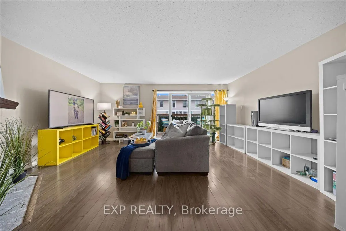 284 Dalehurst Drive #D