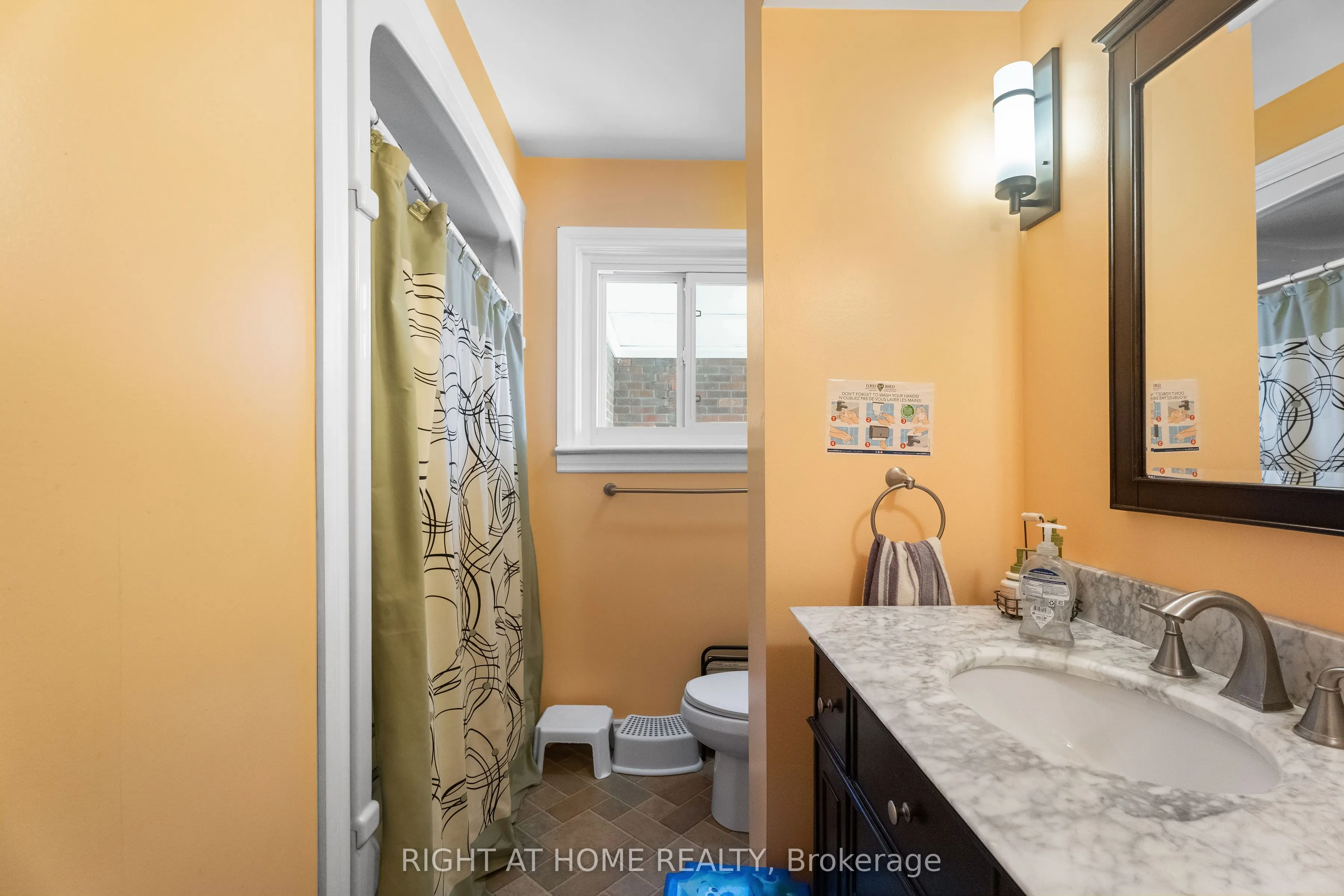 1307 PRINCESS Street