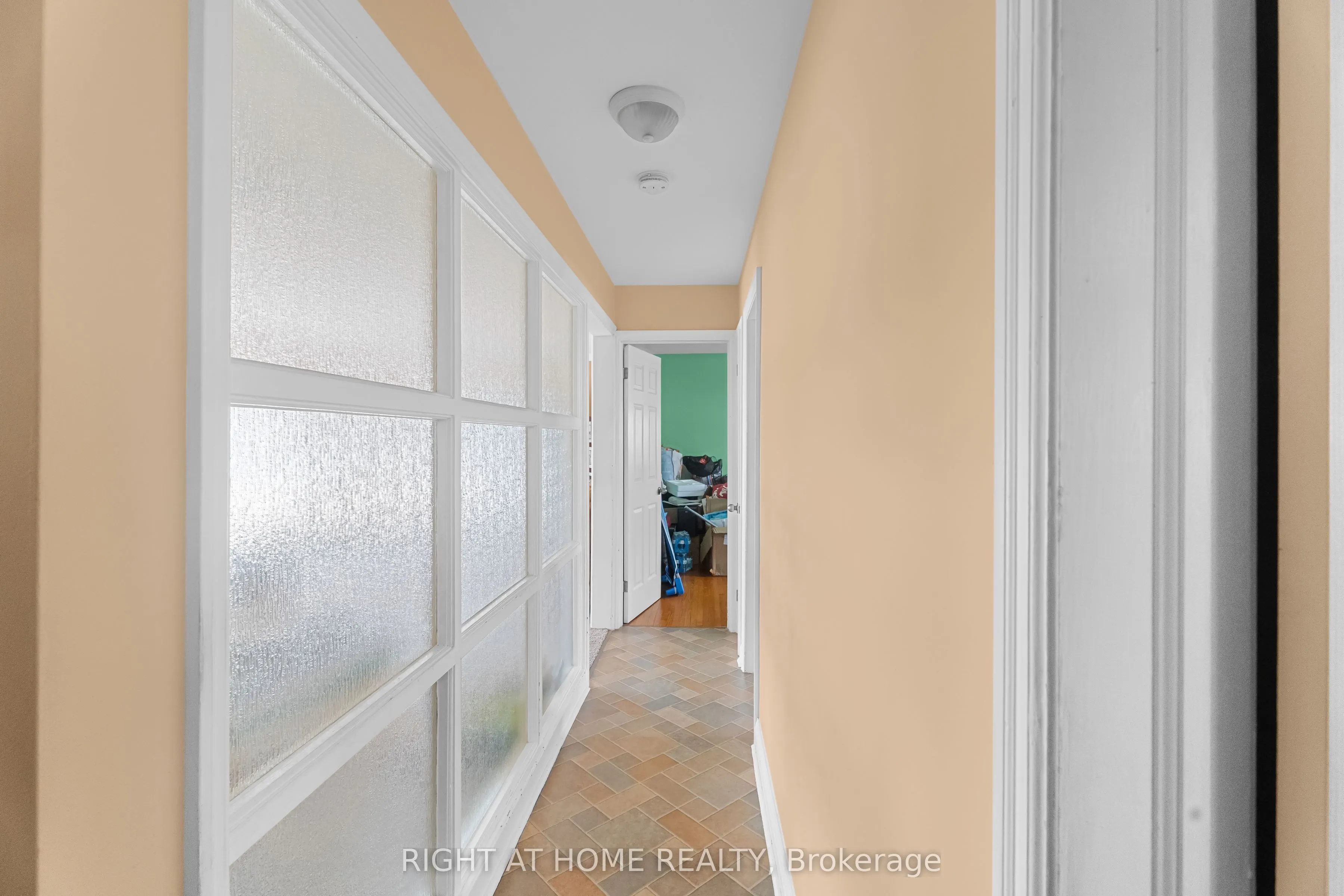 1307 PRINCESS Street