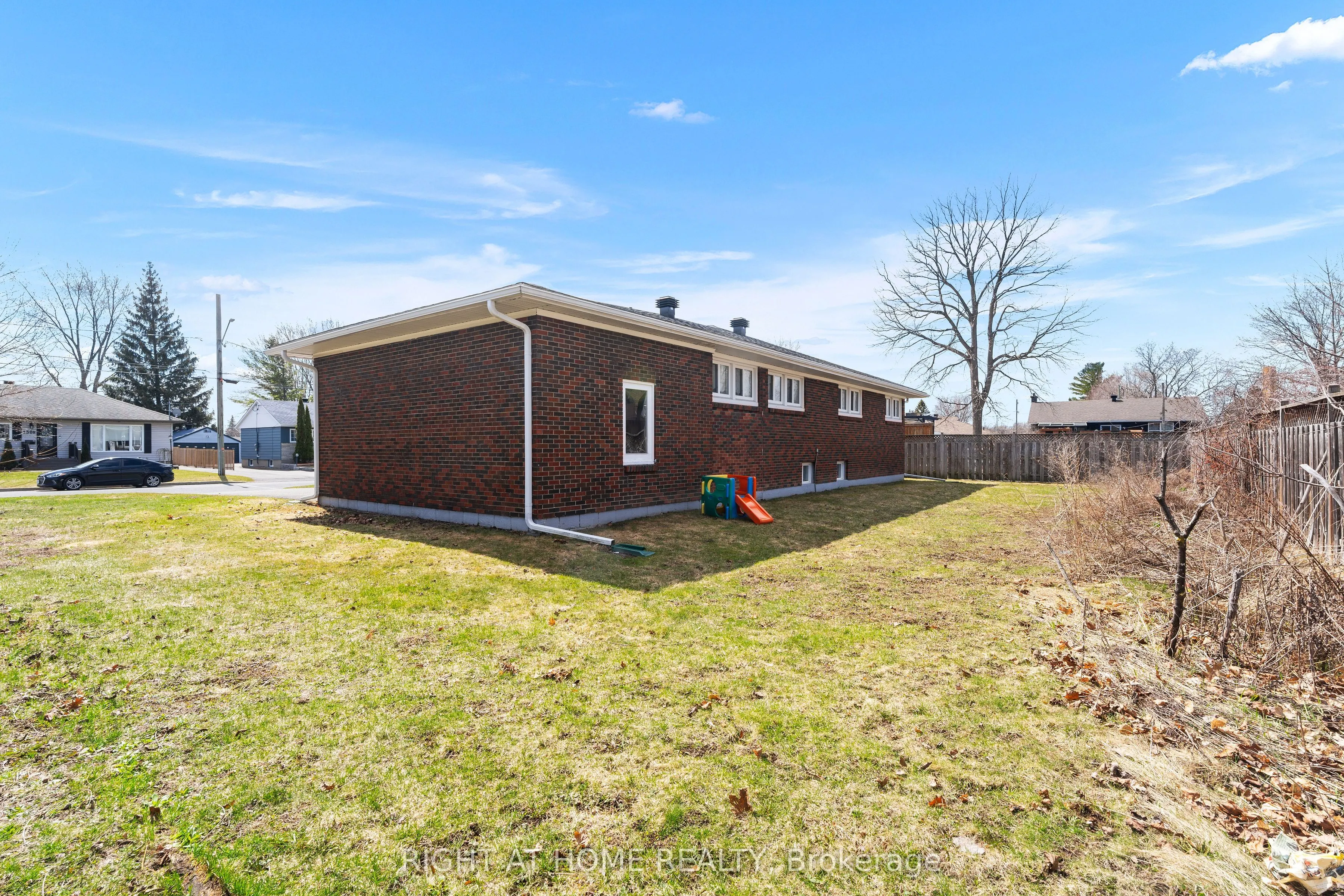 1307 PRINCESS Street