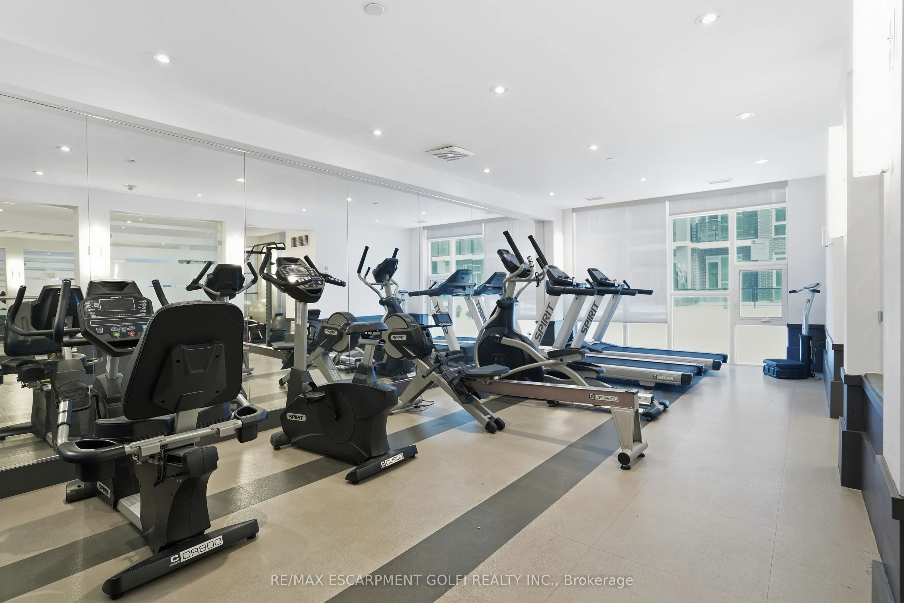10 Concord Place #304