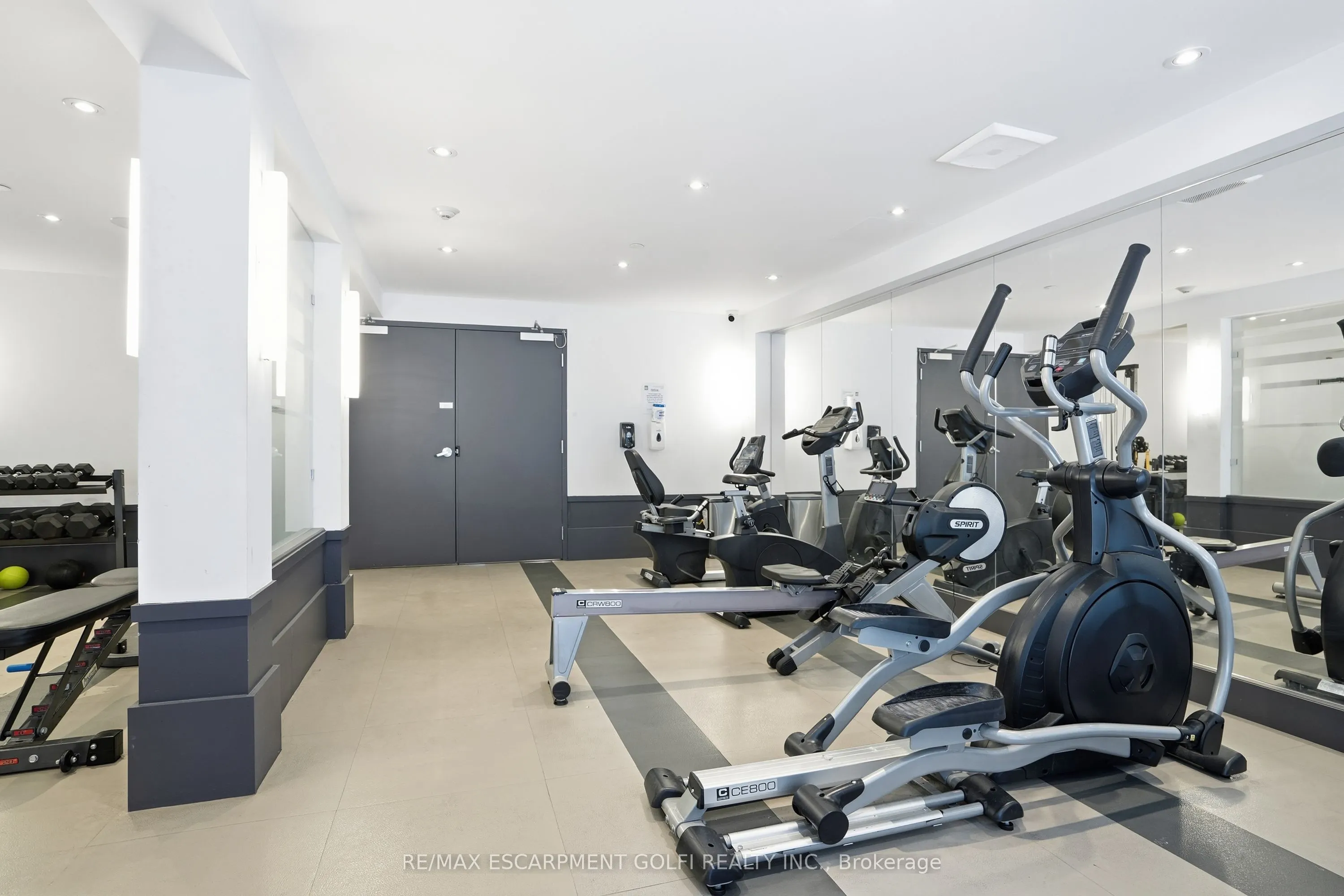 10 Concord Place #304