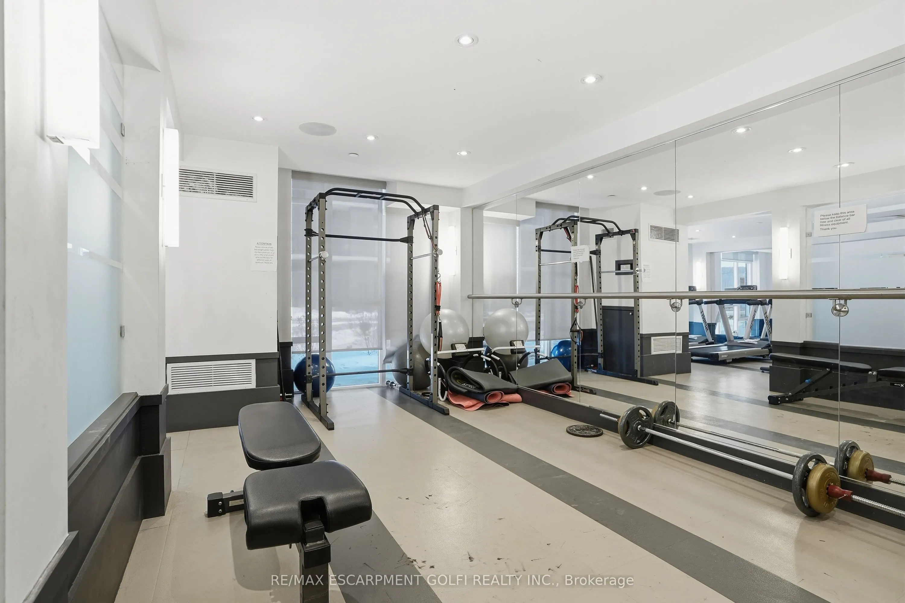 10 Concord Place #304