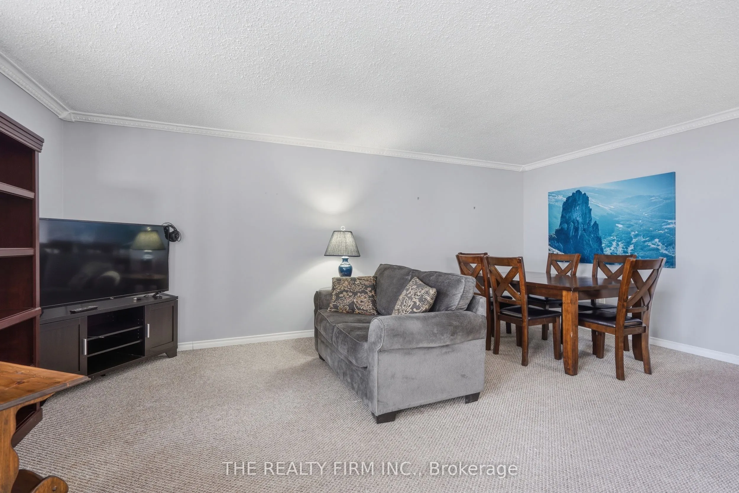 363 Colborne Street #905