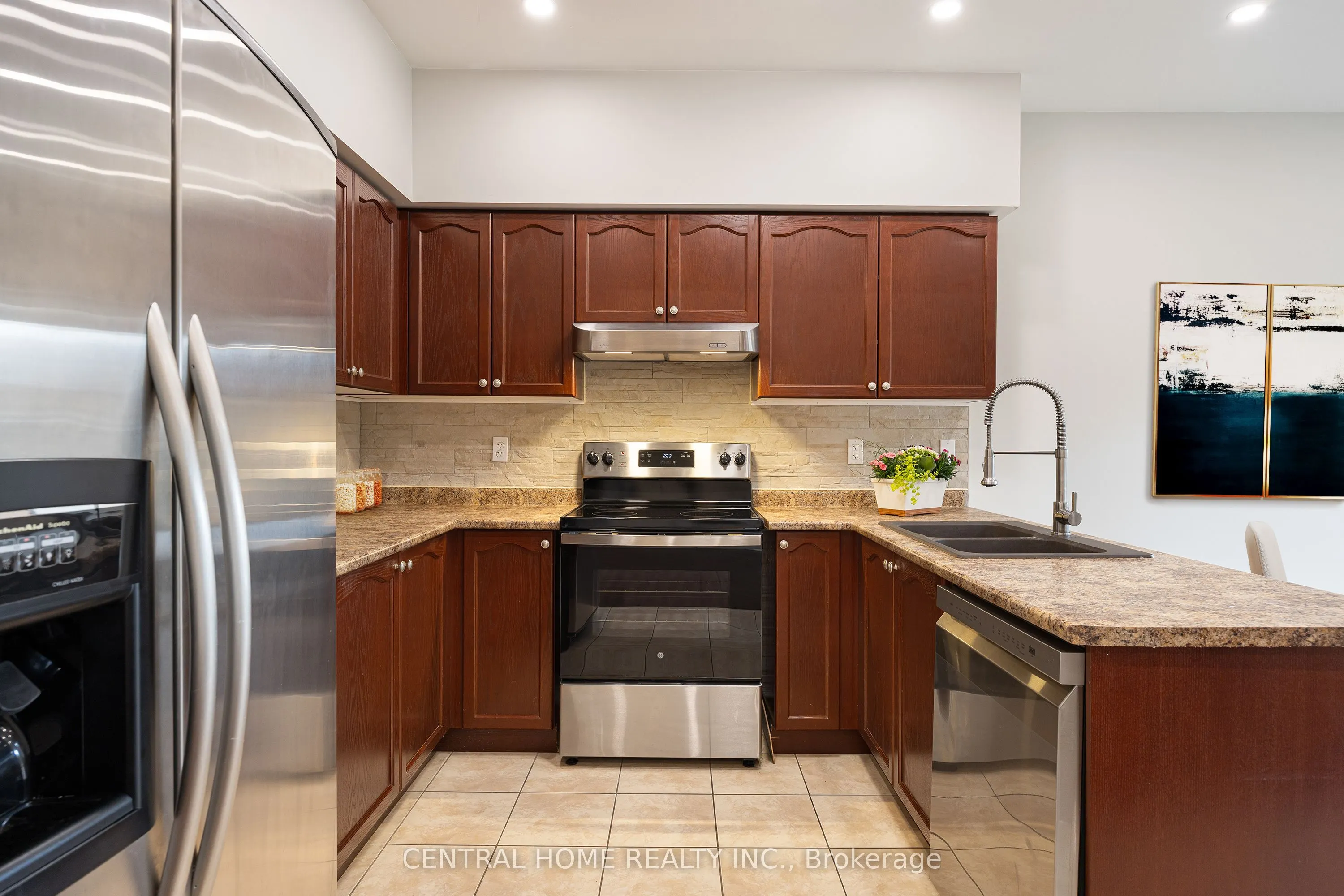 165 Palacebeach Trail