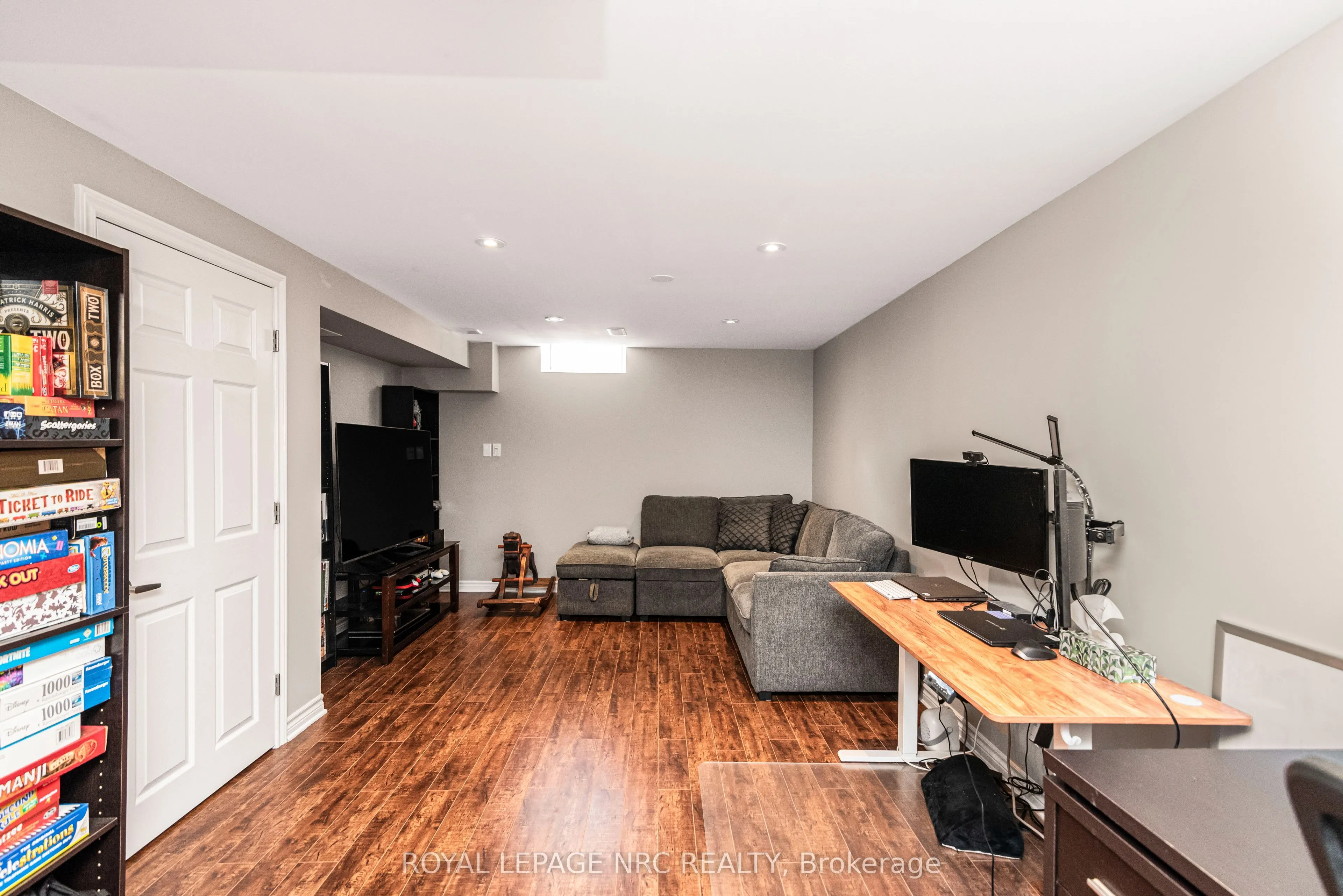 311 8 Highway #12