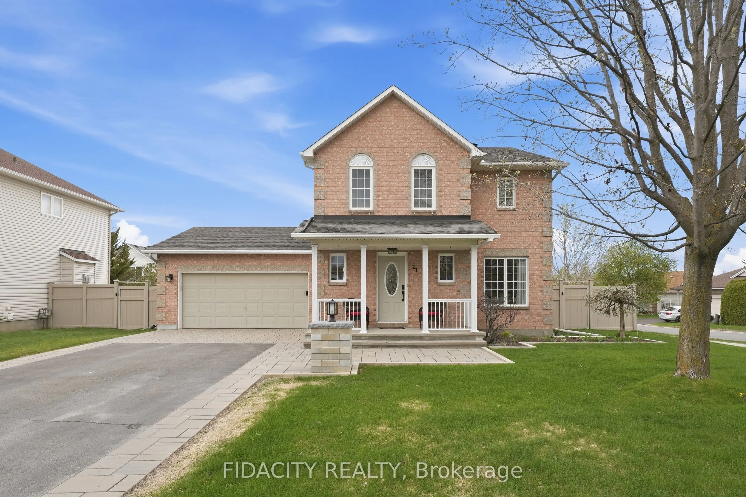 21 West Ridge Drive