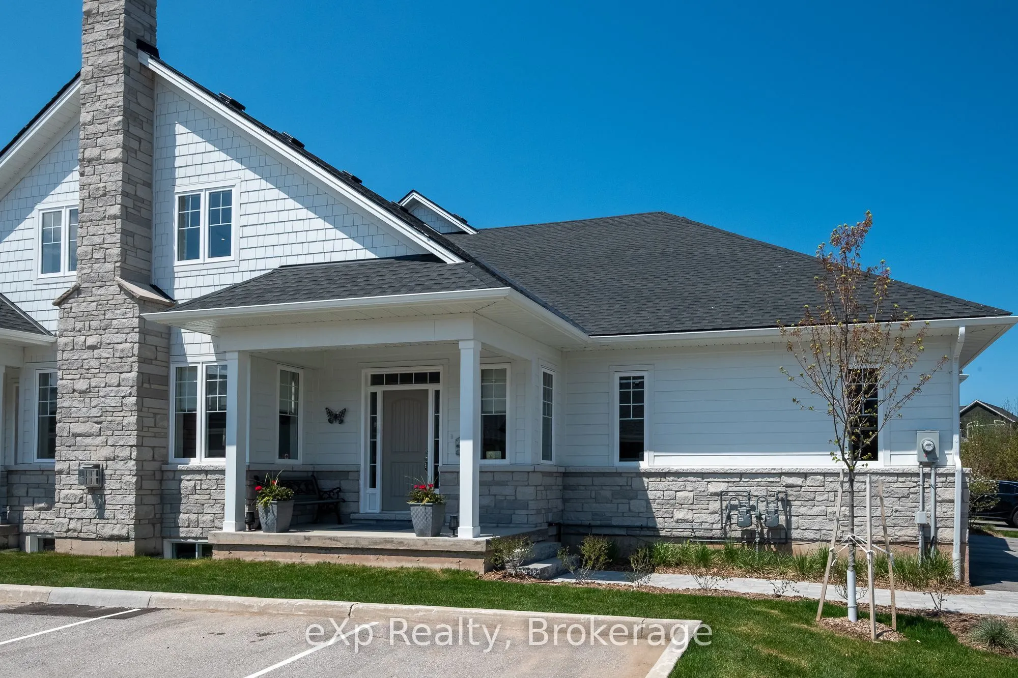 300 Sandpiper Lane #23