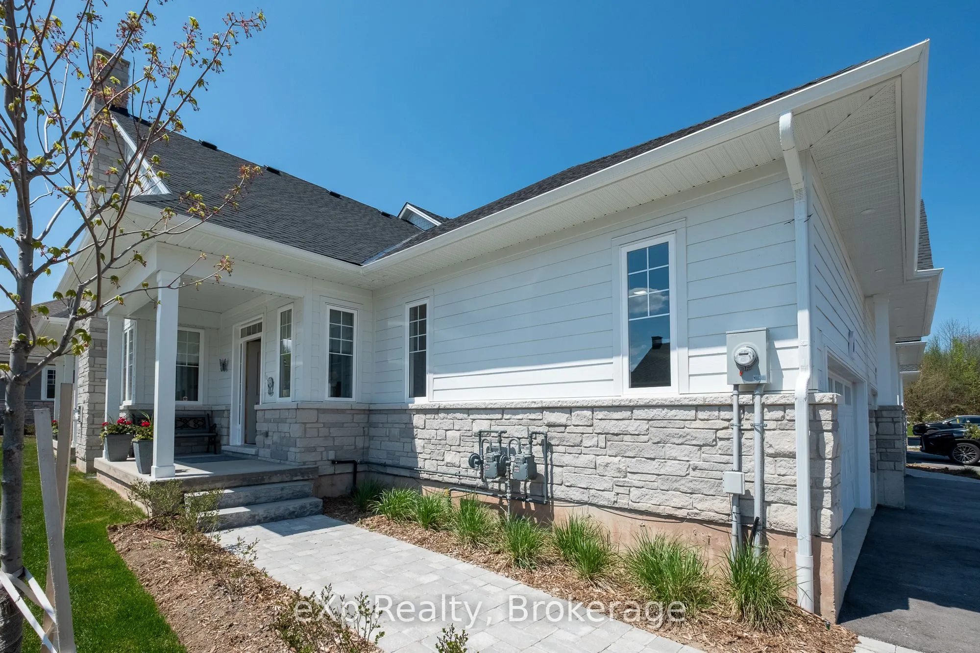 300 Sandpiper Lane #23