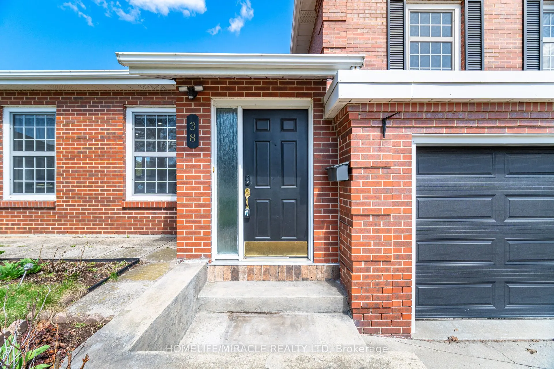 38 Leclaire Street