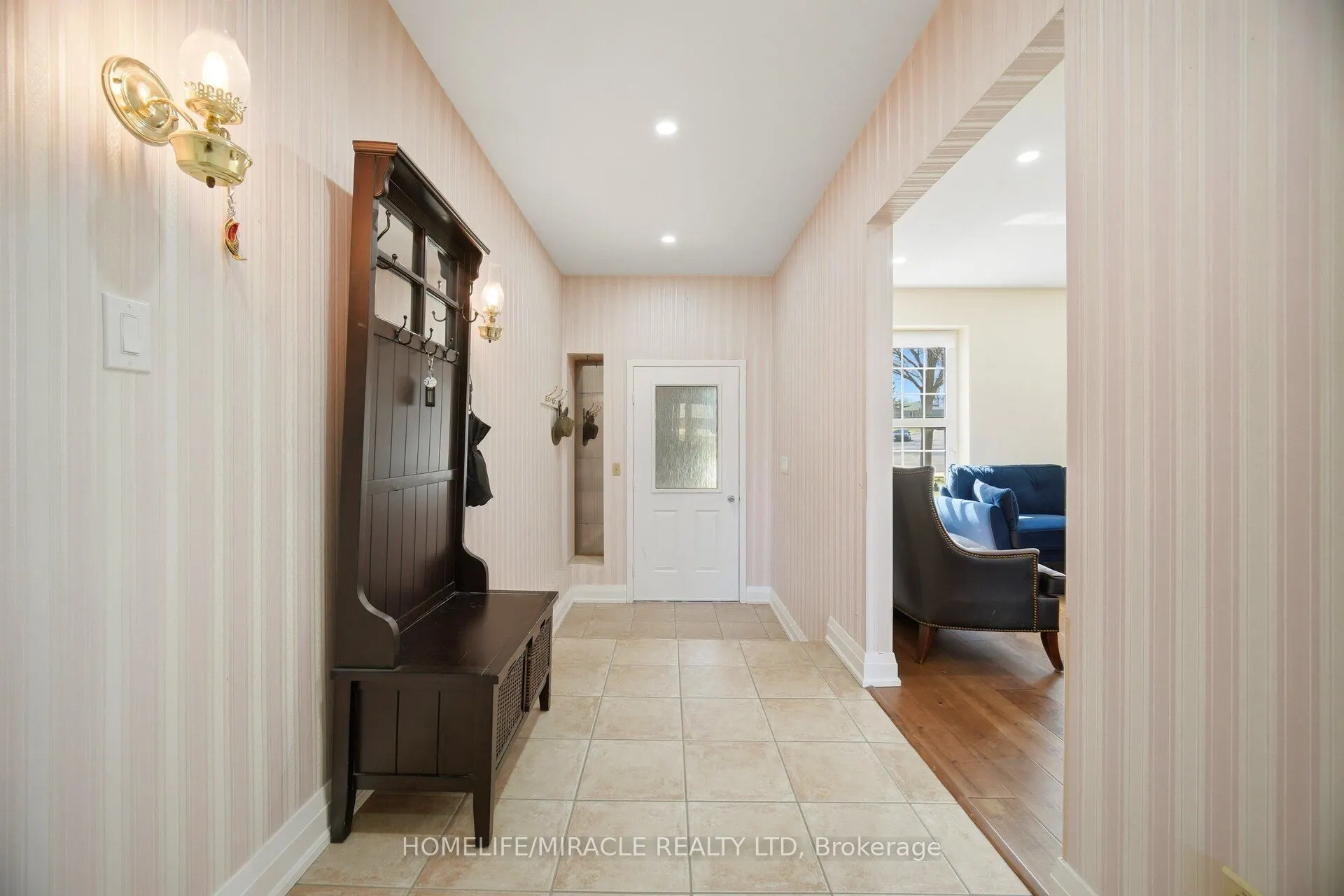 38 Leclaire Street