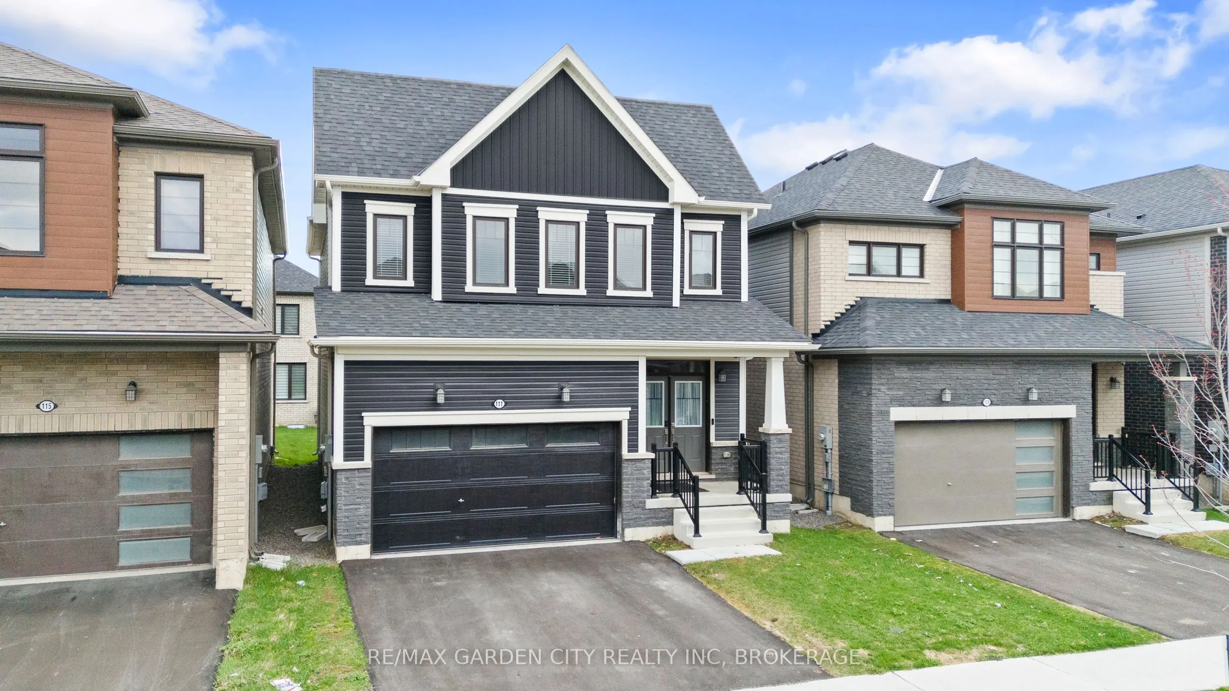 111 Sunflower Crescent