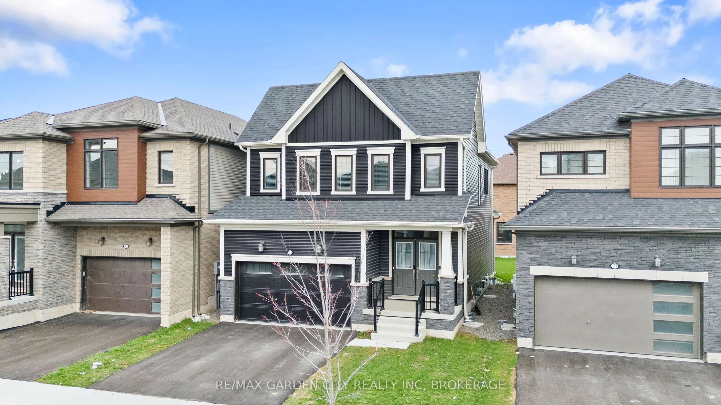 111 Sunflower Crescent