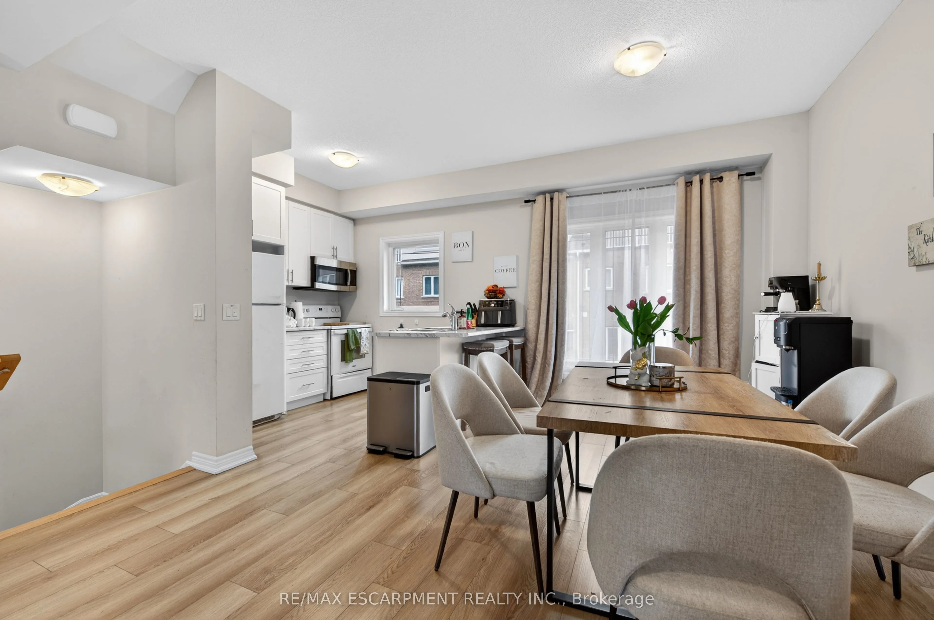 19 Picardy Drive #13