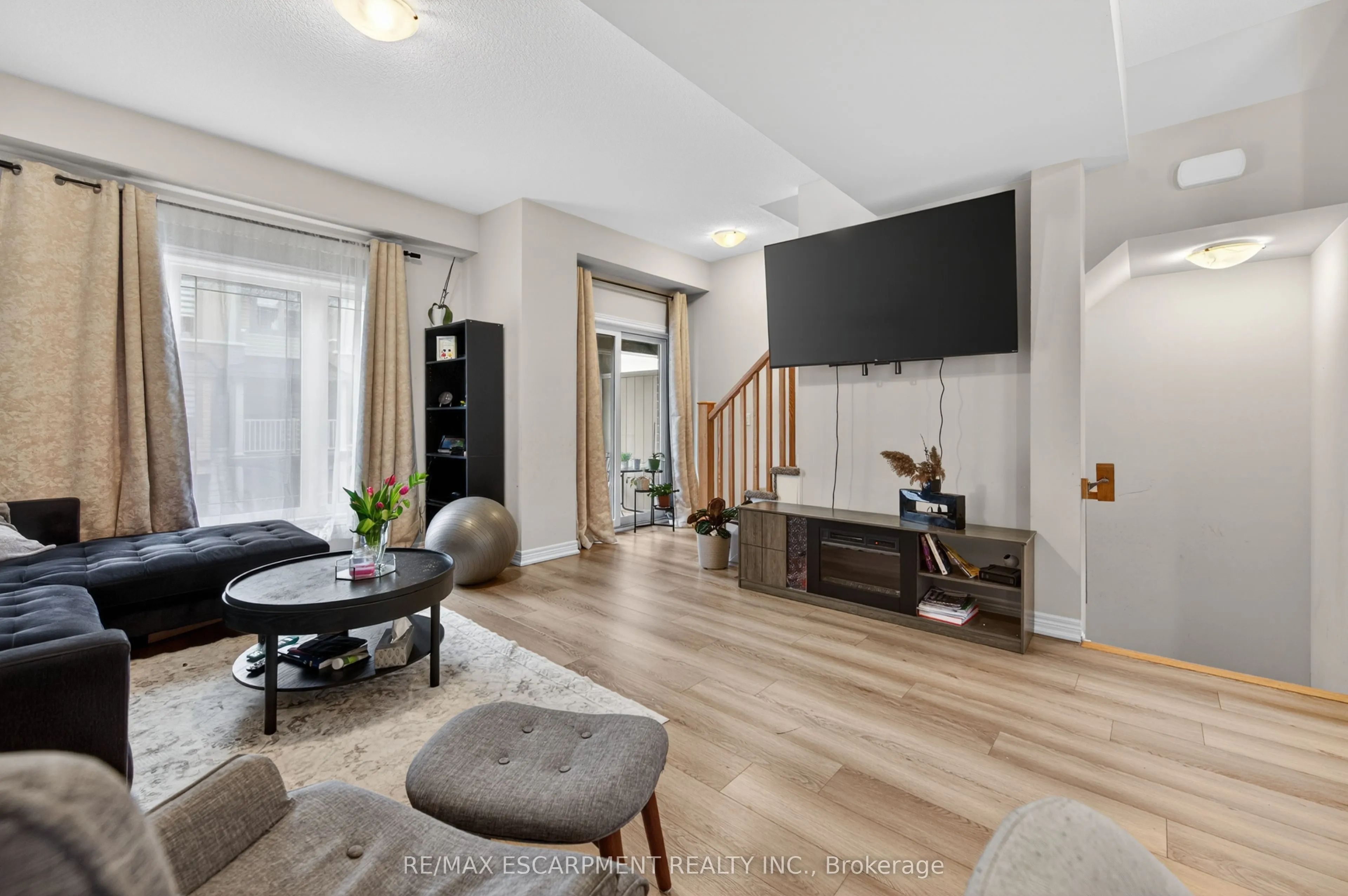19 Picardy Drive #13