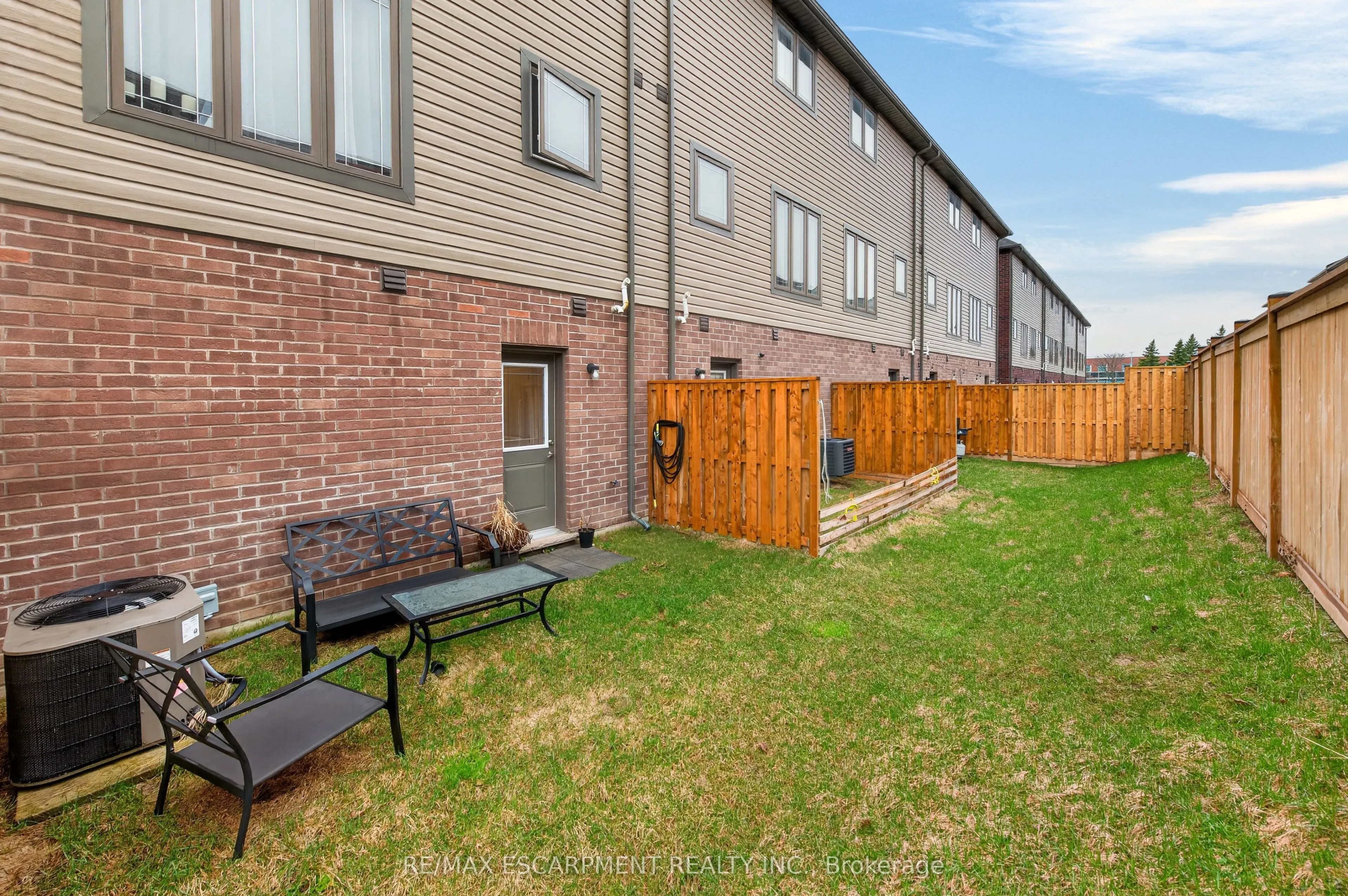 19 Picardy Drive #13