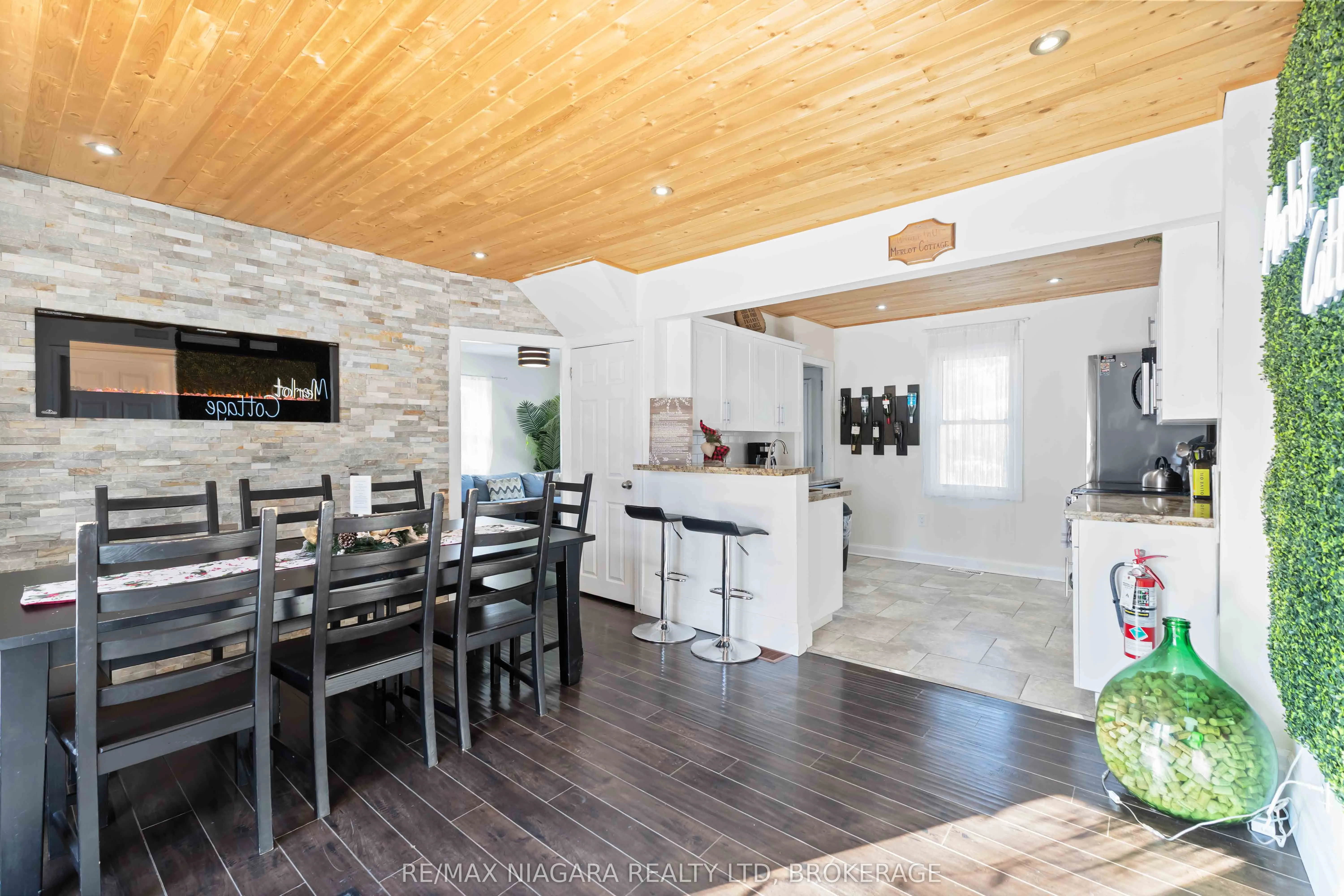 1459 Niagara Stone Road
